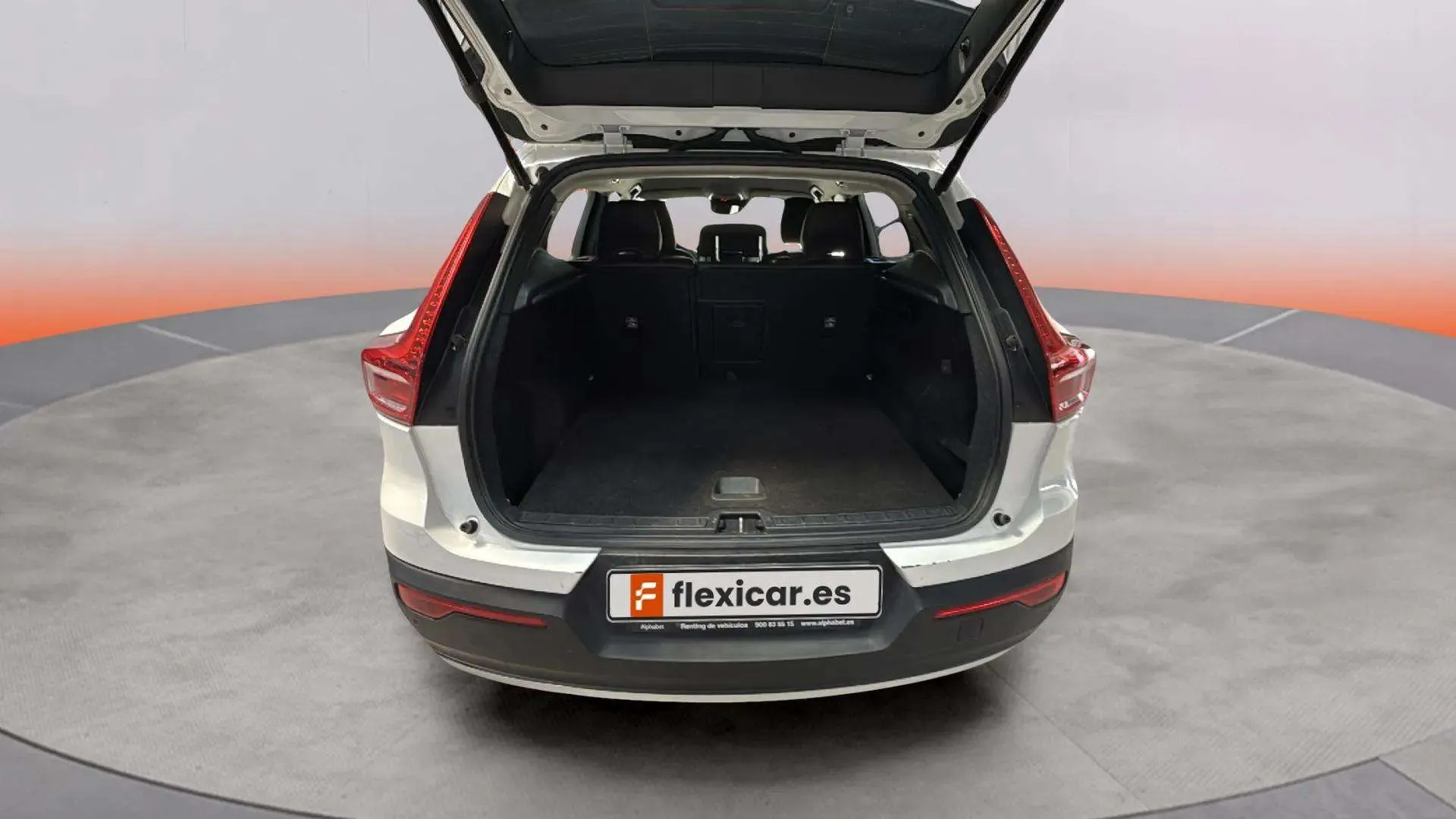 Volvo XC40 2.0 D3 - foto 18