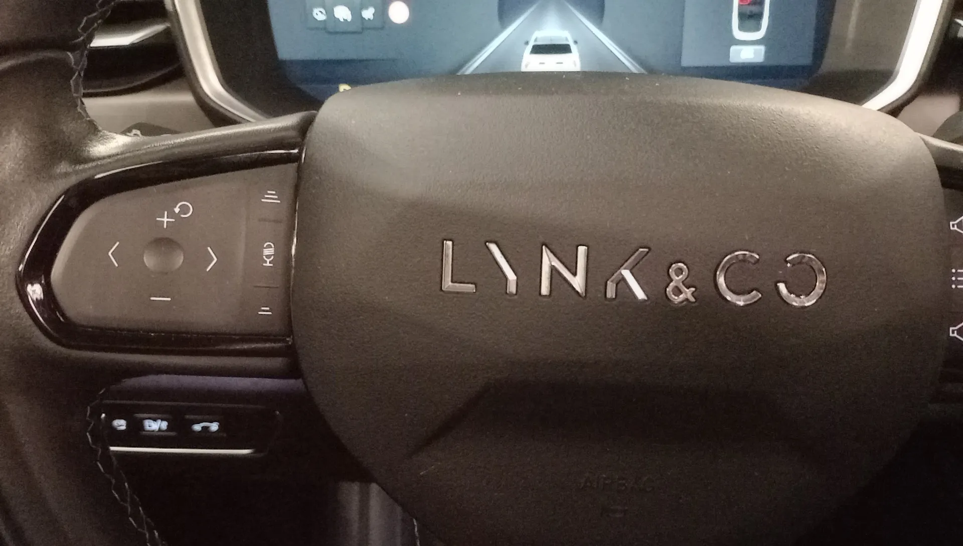Lynk & Co 01 1.5 PHEV - foto 11