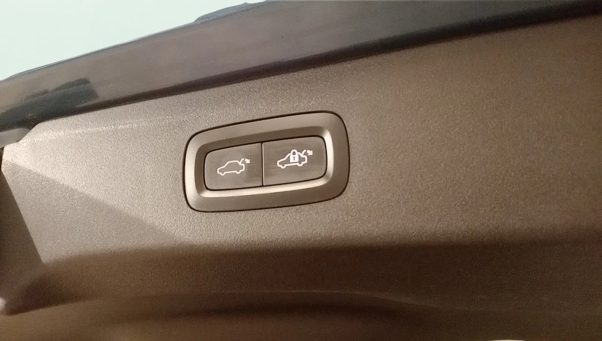 Lynk & Co 01 1.5 PHEV - foto 23