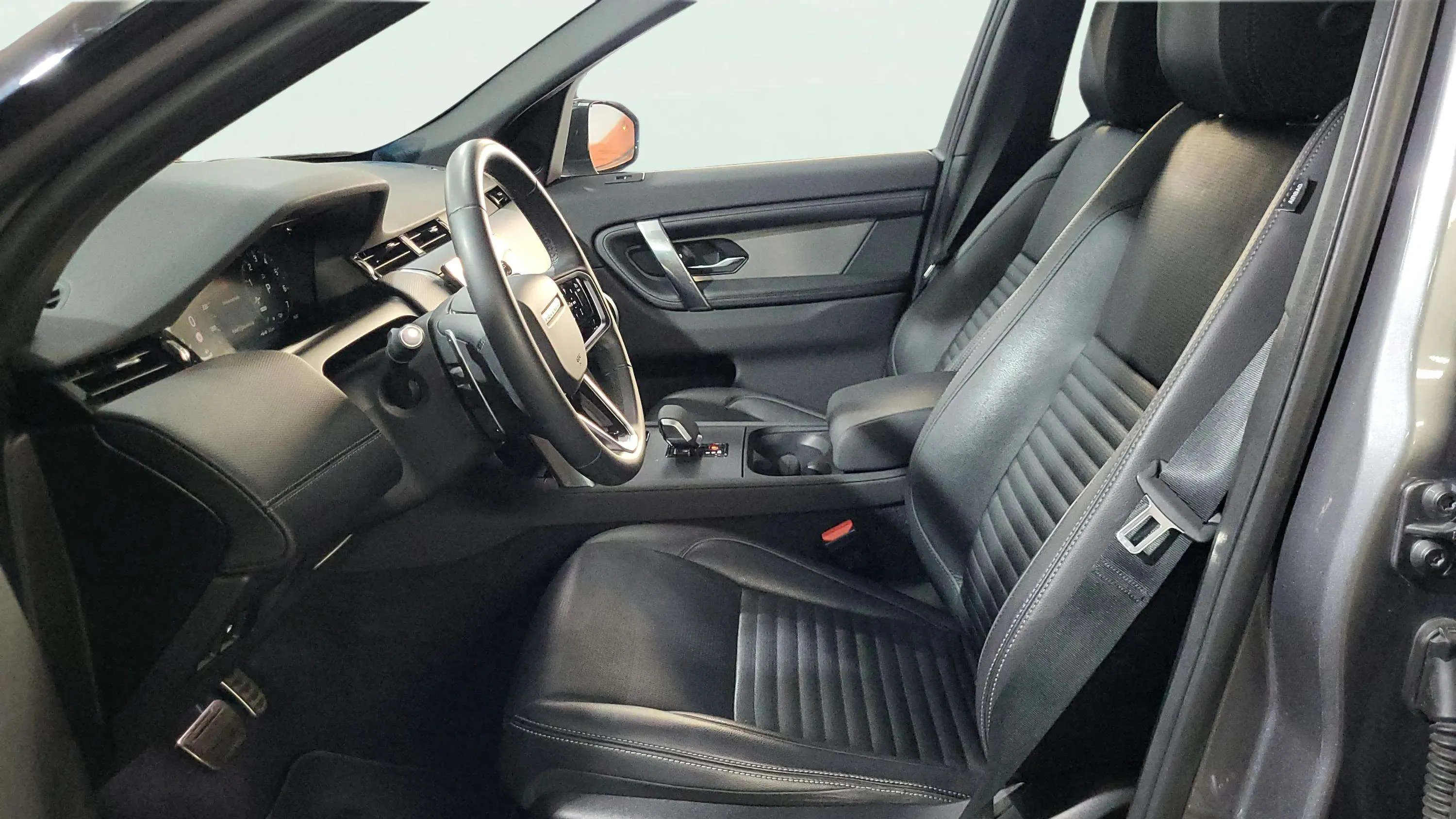Land Rover Discovery Sport 1.5 I3 PHEV AWD Dynamic SE - foto 7