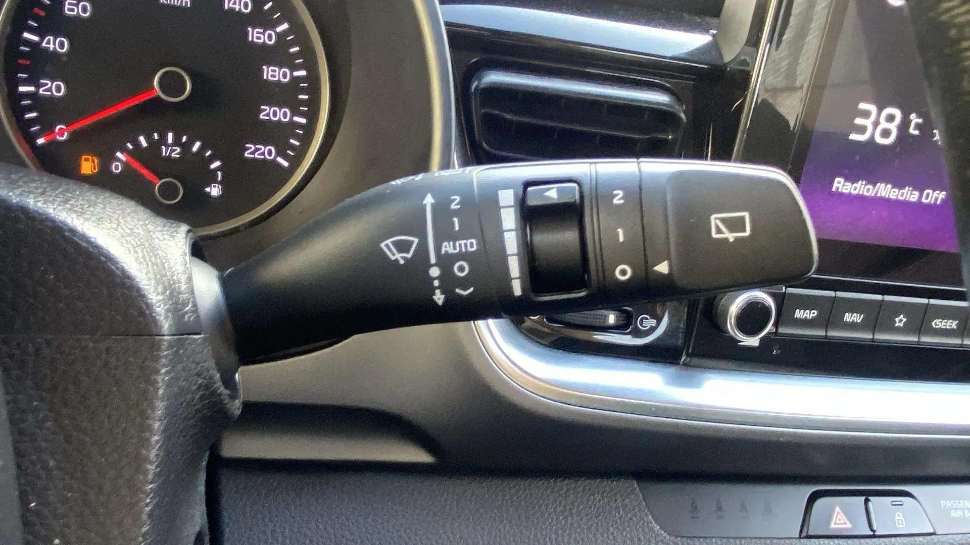 Kia Stonic 1.2 DPi Concept - foto 28