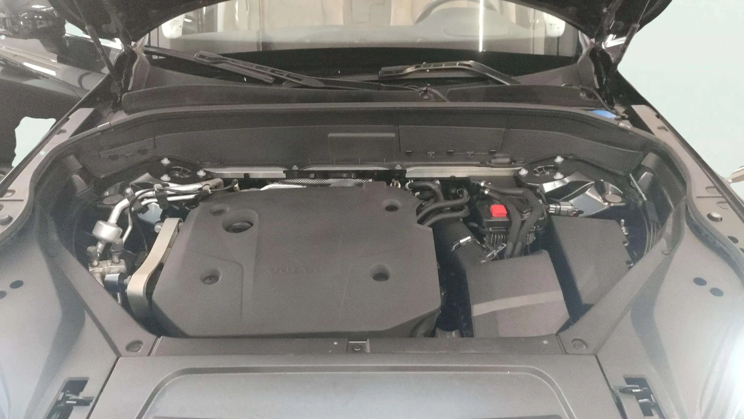 Volvo XC90 2.0 B5 D AWD Core - foto 12