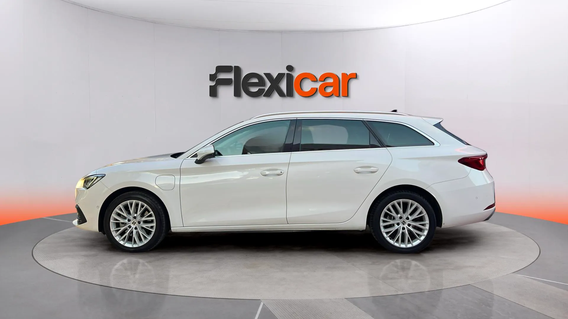 SEAT León SP 1.4 e-Hybrid DSG FR - foto 4