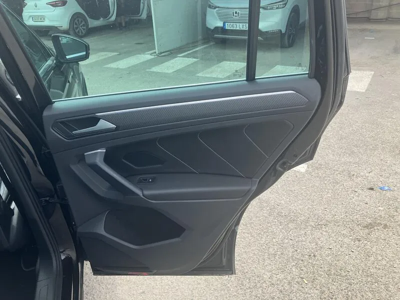 Volkswagen Tiguan 1.5 TSI R-Line - foto 17