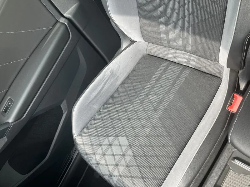Volkswagen Tiguan 1.5 TSI R-Line - foto 38