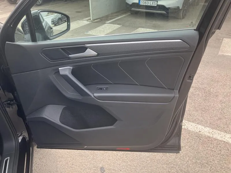 Volkswagen Tiguan 1.5 TSI R-Line - foto 16