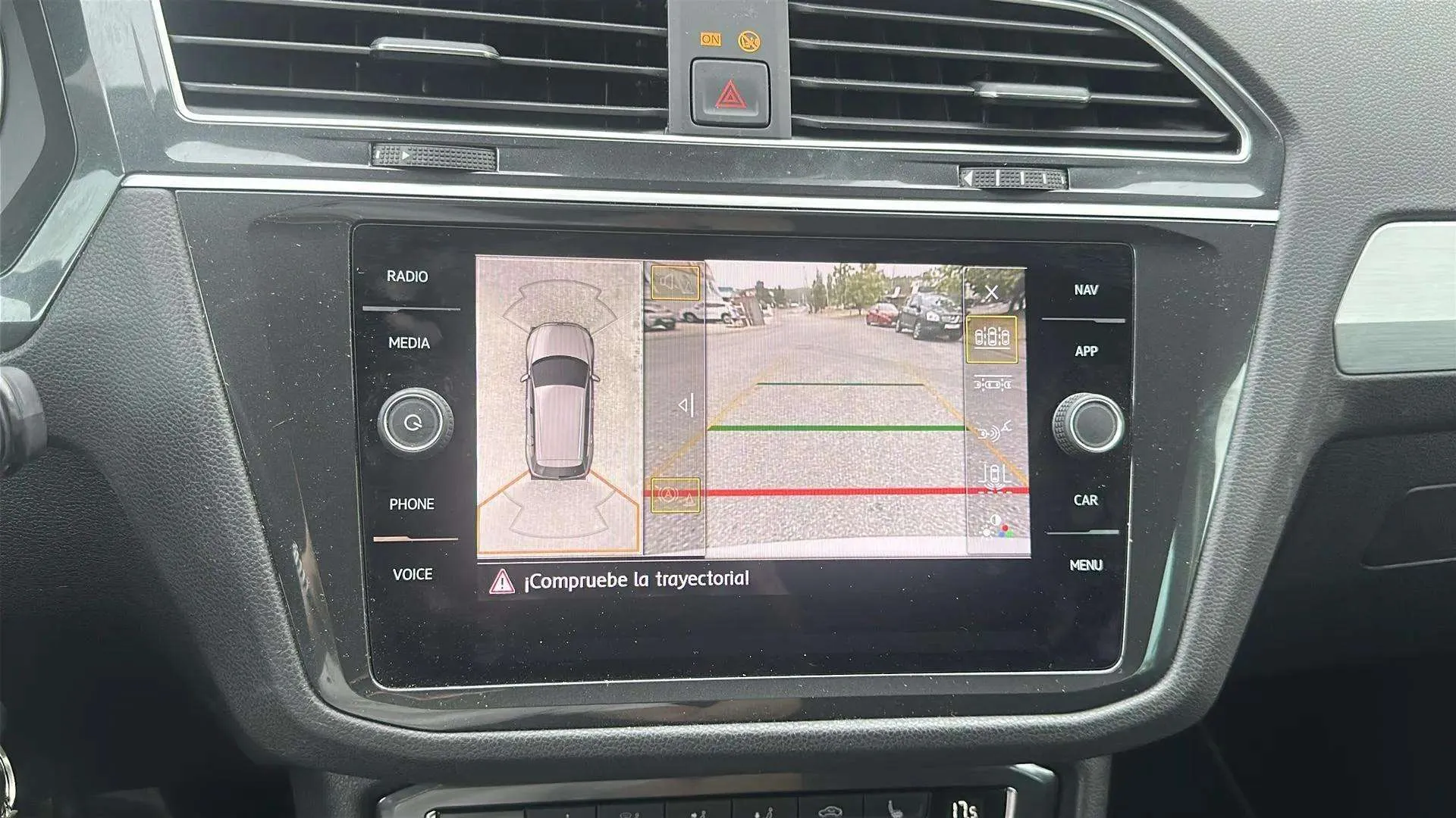 Volkswagen Tiguan Sport 1.5 TSI DSG - foto 11