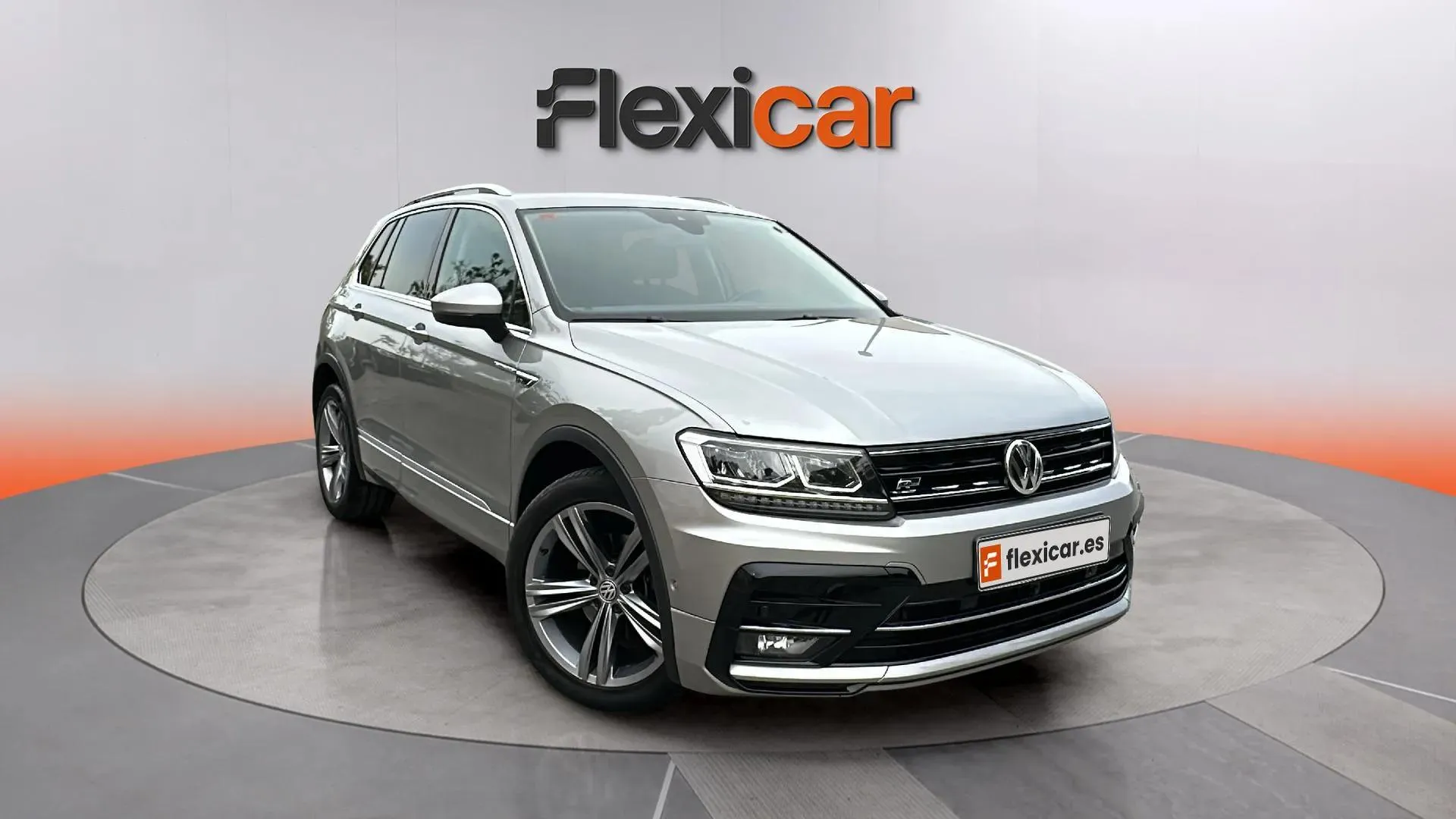 Volkswagen Tiguan Sport 1.5 TSI DSG - foto 1
