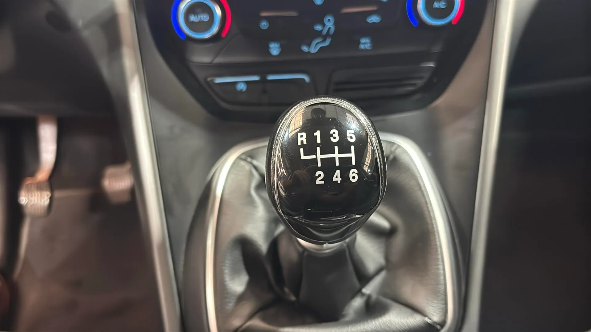 Ford Kuga 1.5 EcoBoost 4x2 Trend+ - foto 16