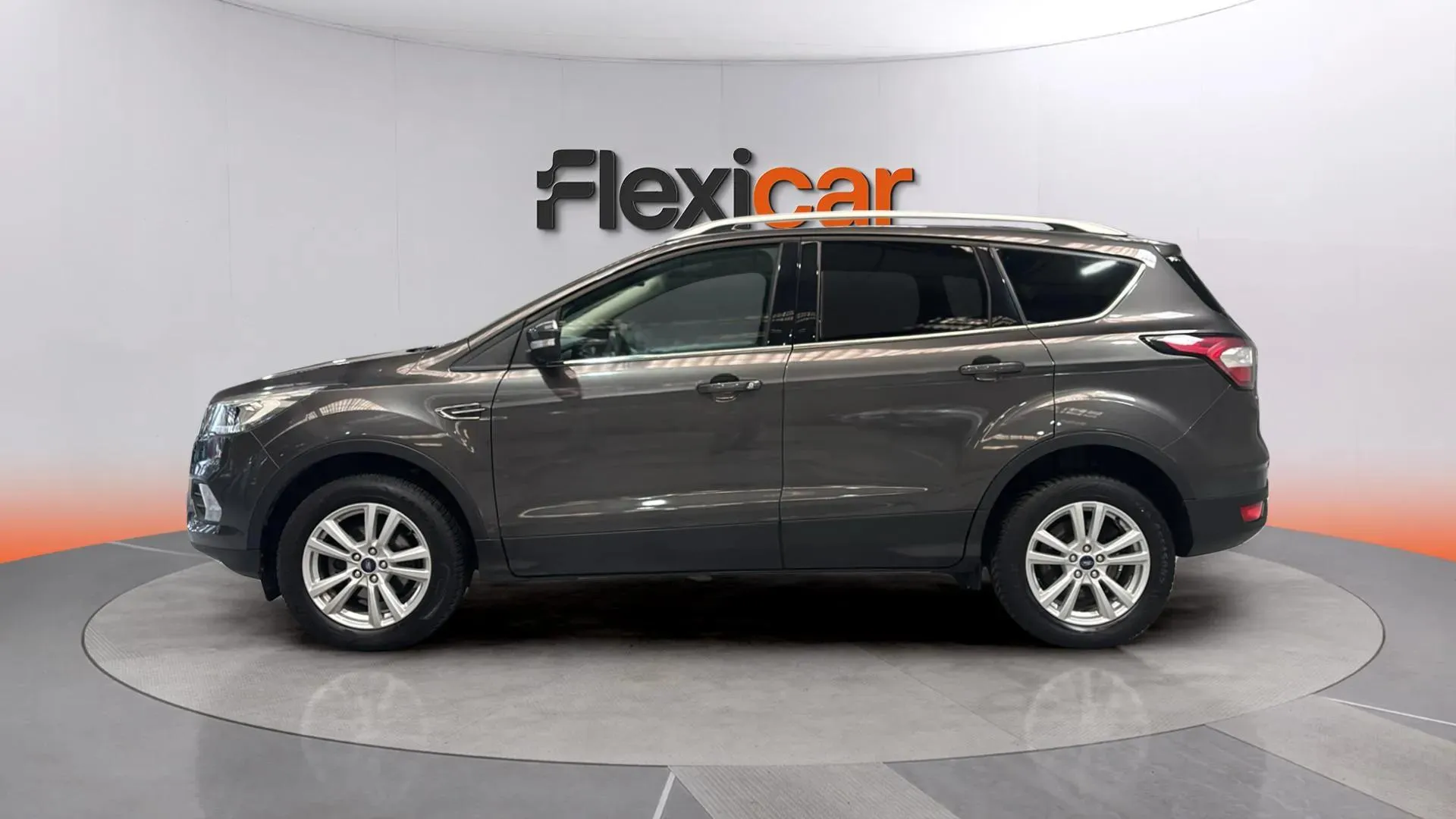 Ford Kuga 1.5 EcoBoost 4x2 Trend+ - foto 4