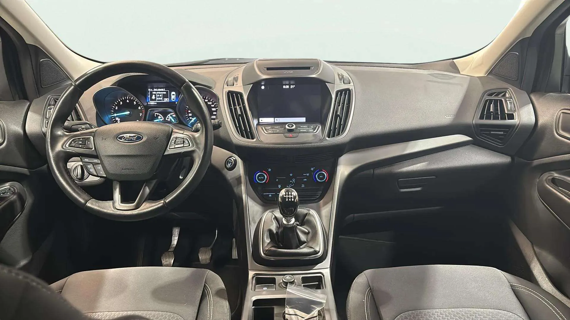 Ford Kuga 1.5 EcoBoost 4x2 Trend+ - foto 10