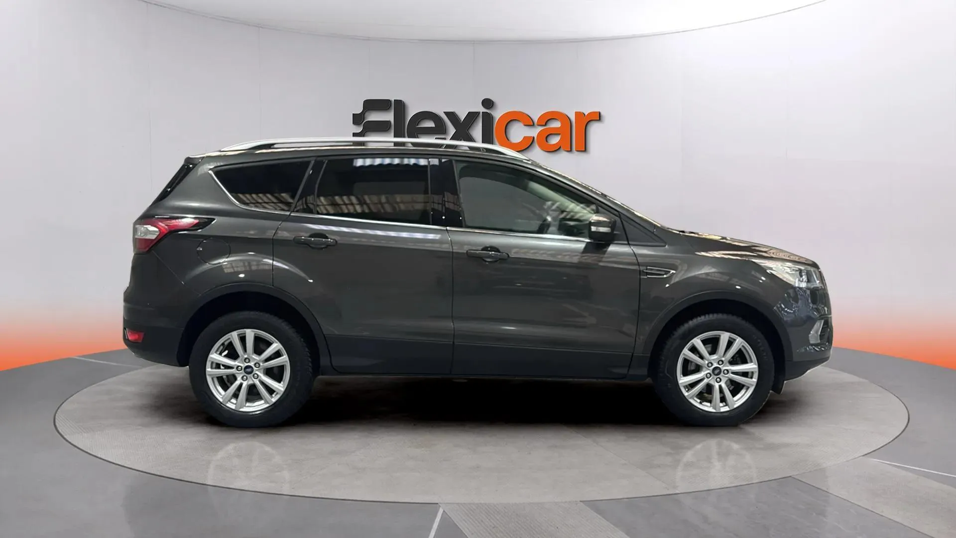 Ford Kuga 1.5 EcoBoost 4x2 Trend+ - foto 8