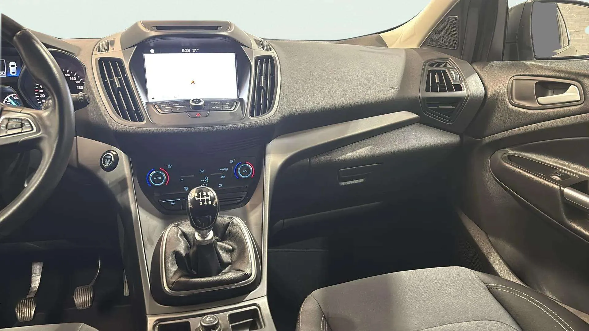 Ford Kuga 1.5 EcoBoost 4x2 Trend+ - foto 15