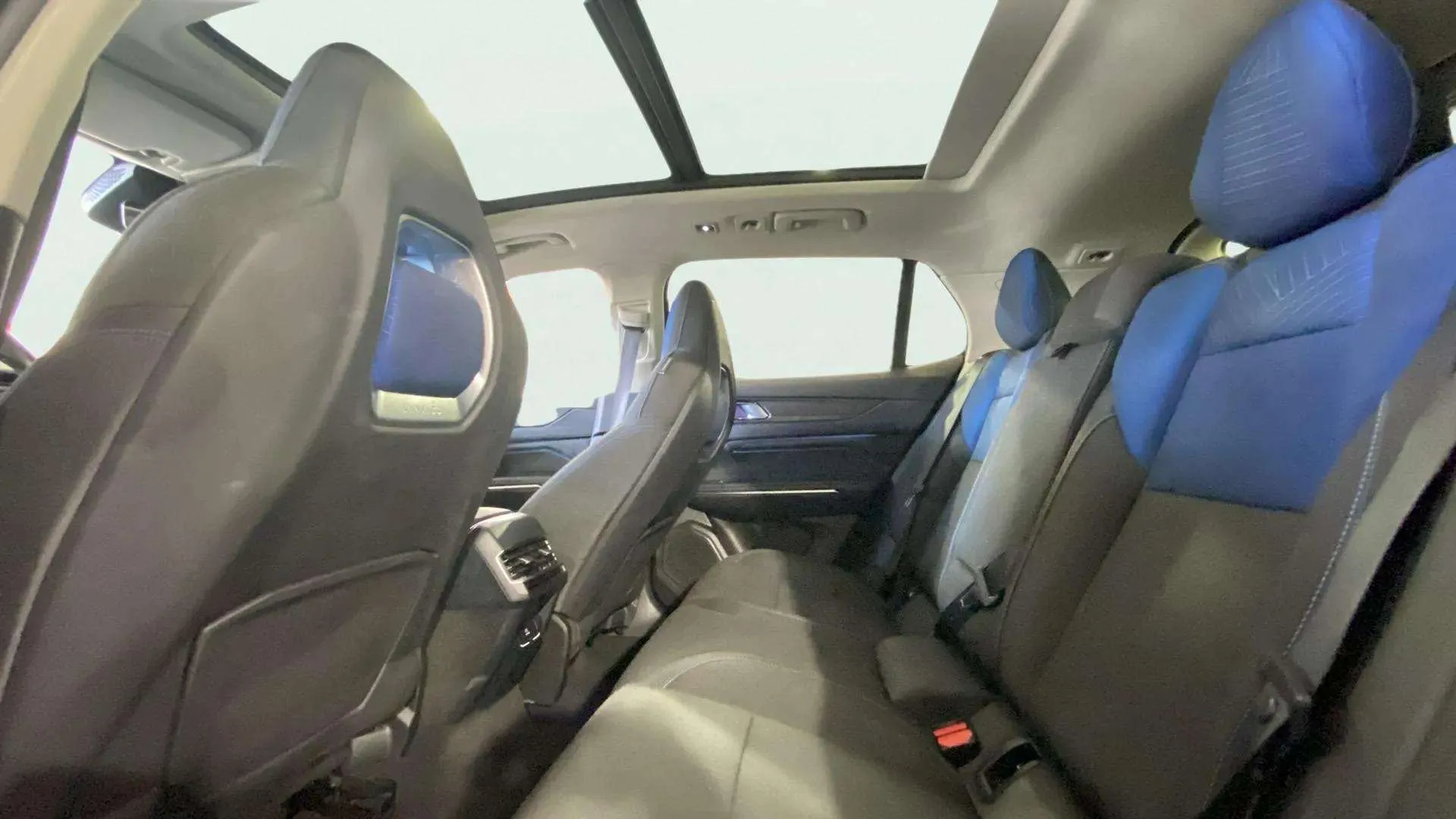 Lynk & Co 01 1.5 PHEV 6. - foto 17