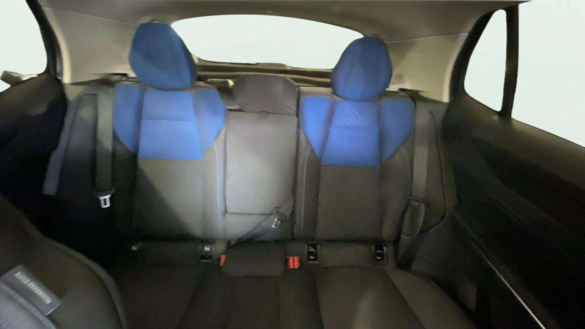 Lynk & Co 01 1.5 PHEV 6. - foto 15