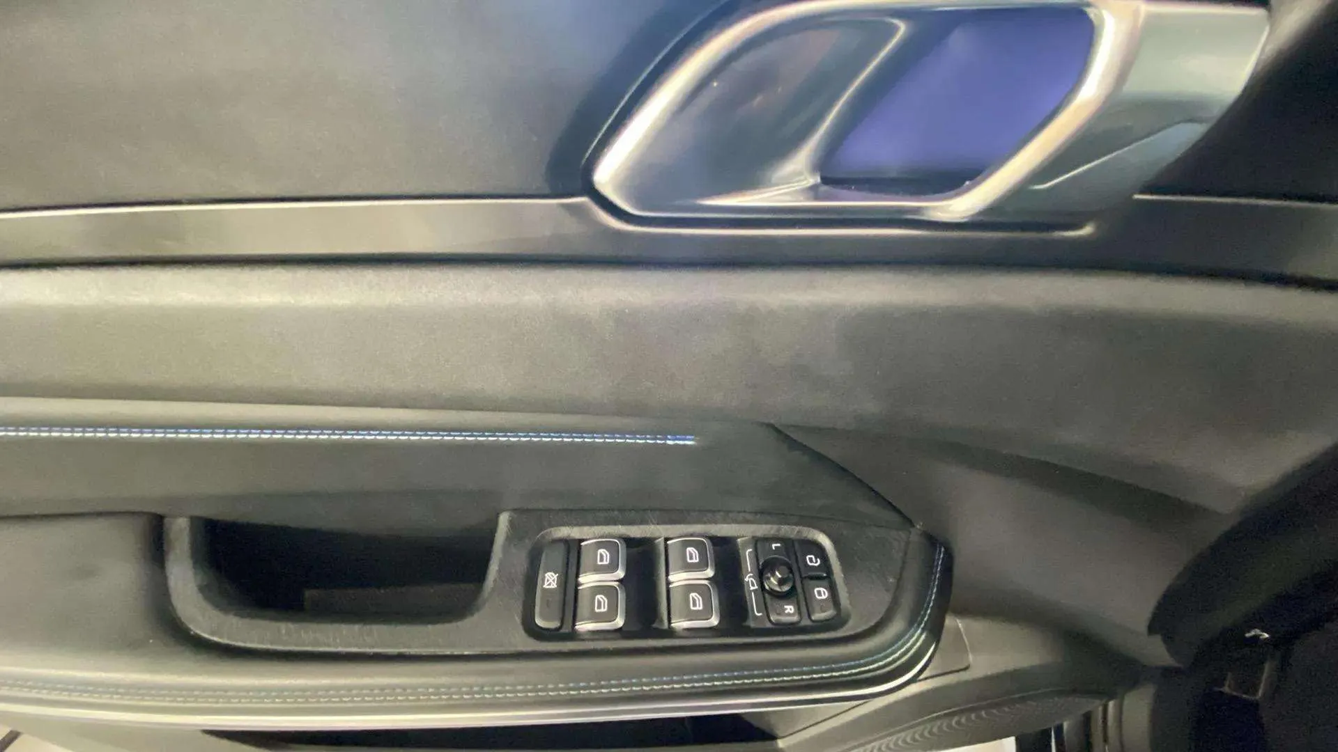 Lynk & Co 01 1.5 PHEV 6. - foto 20