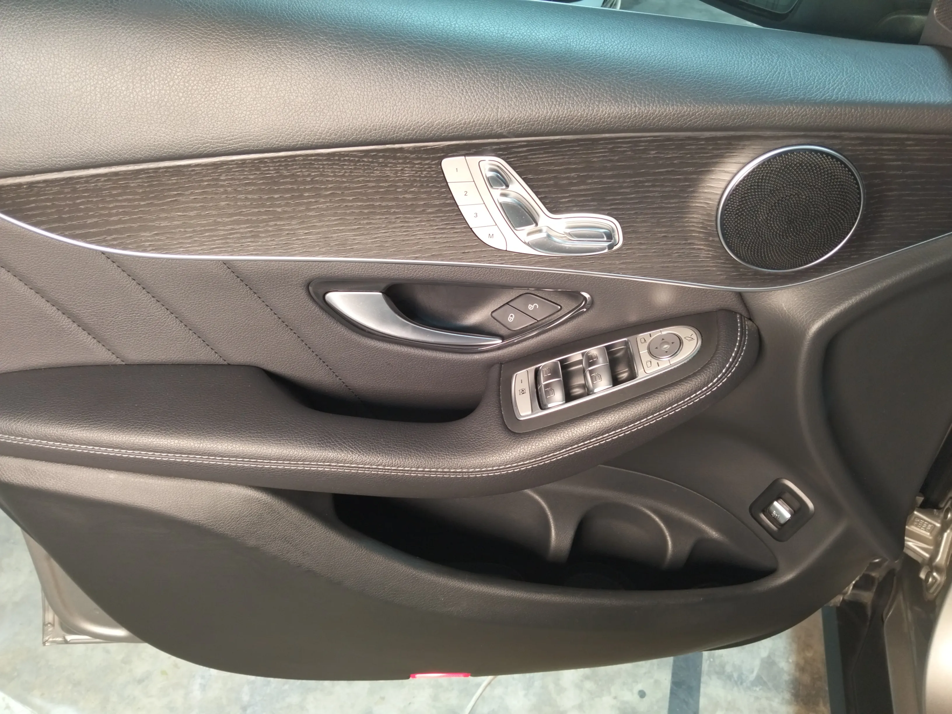 Mercedes-Benz GLC 220 d 4MATIC - foto 19