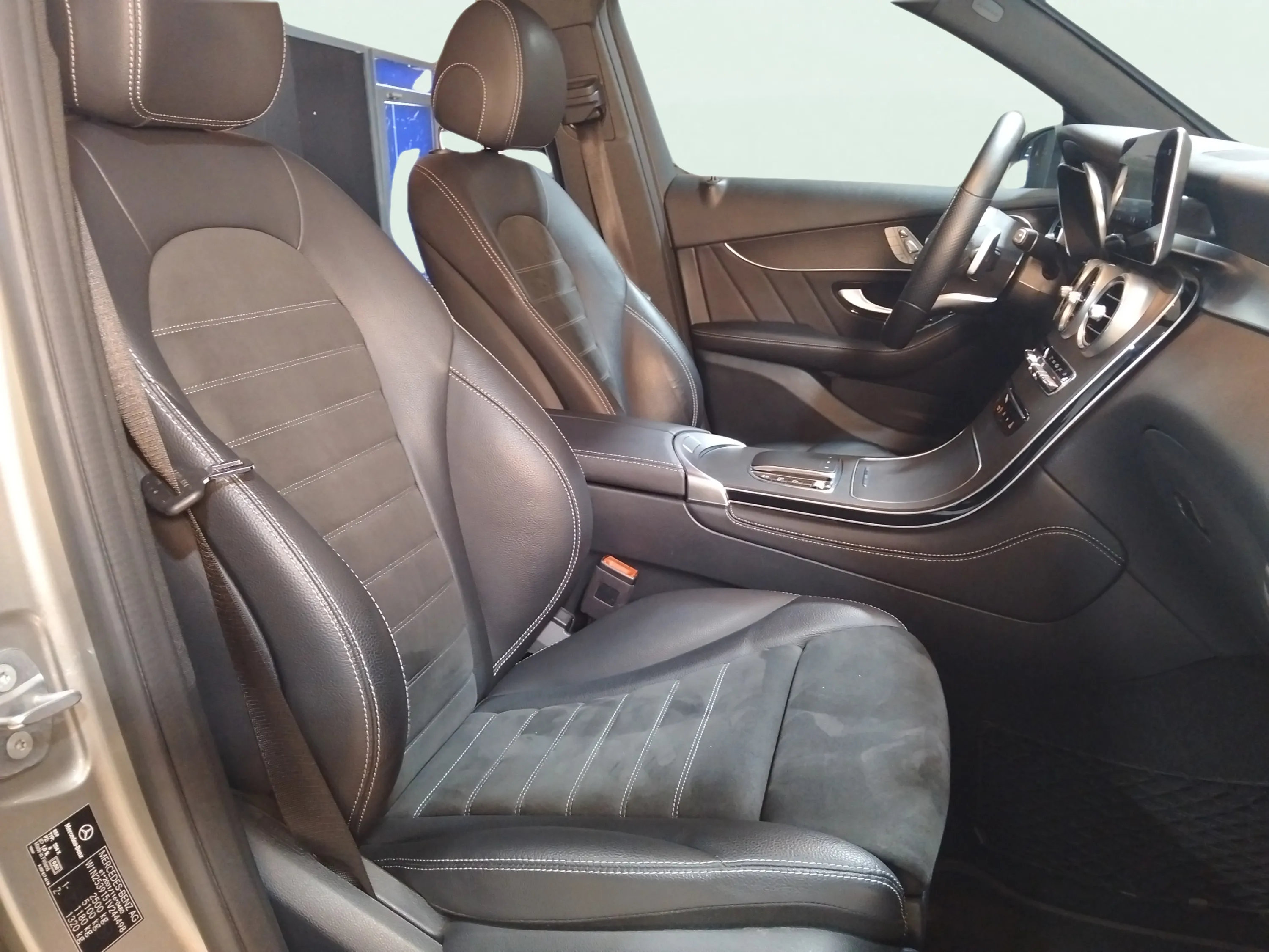 Mercedes-Benz GLC 220 d 4MATIC - foto 13