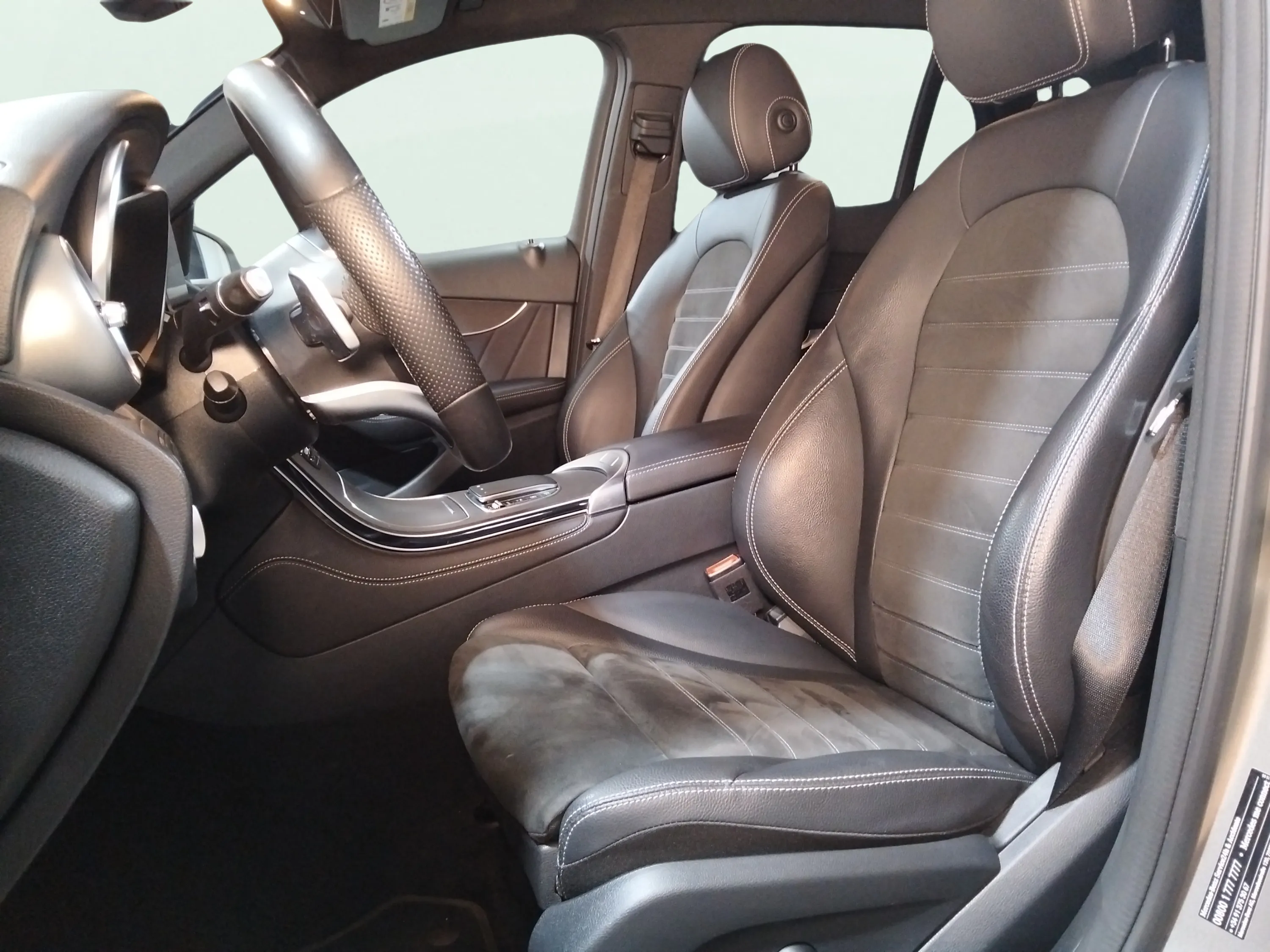 Mercedes-Benz GLC 220 d 4MATIC - foto 14