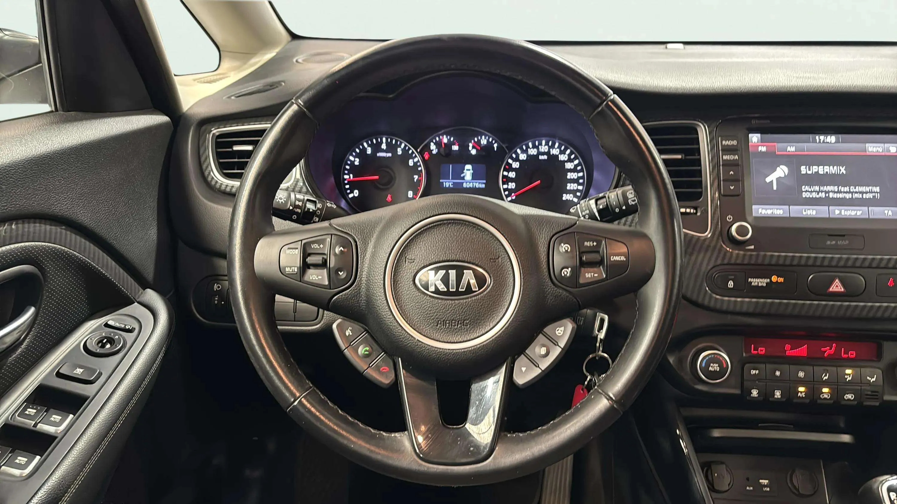 Kia Carens 1.6 GDi Basic - foto 11