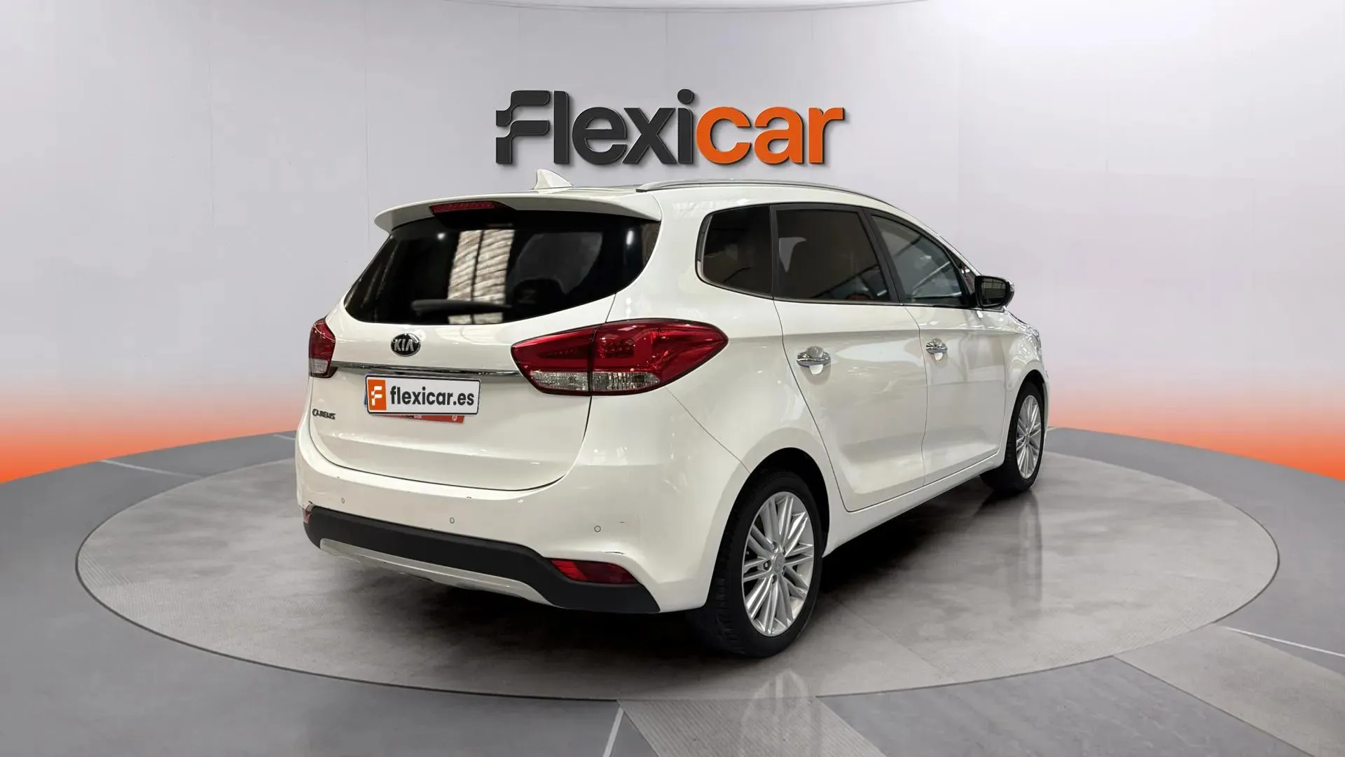 Kia Carens 1.6 GDi Basic - foto 7
