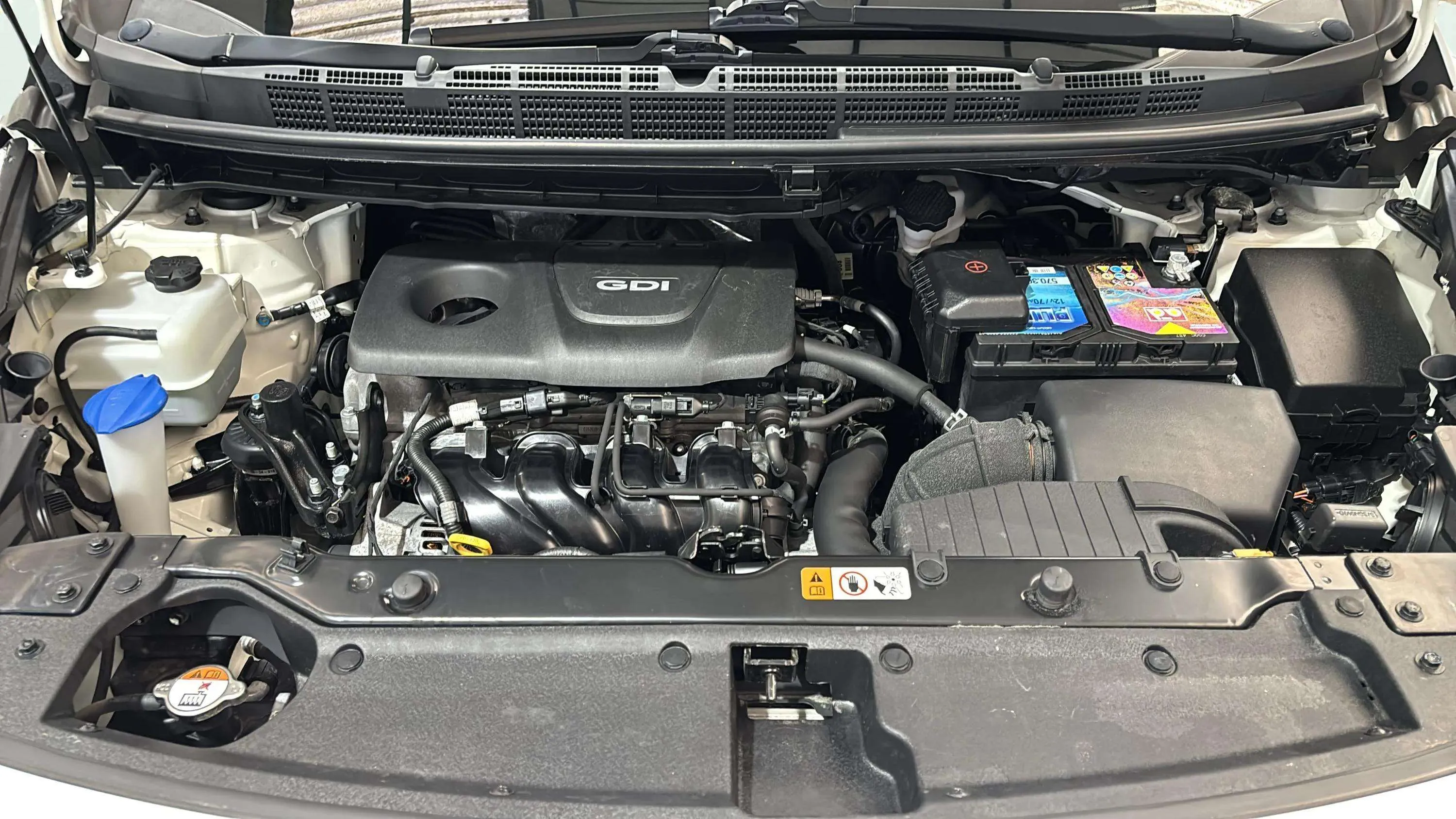 Kia Carens 1.6 GDi Basic - foto 25