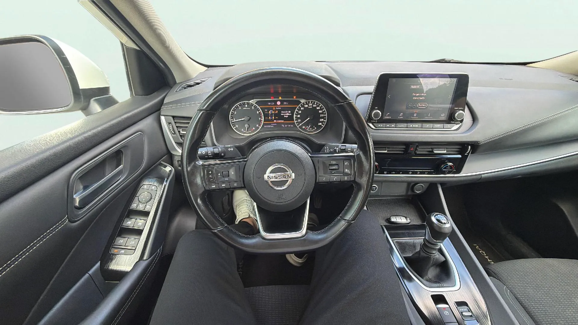Nissan Qashqai DIG-T mHEV Premiere Edition Bit. - foto 10