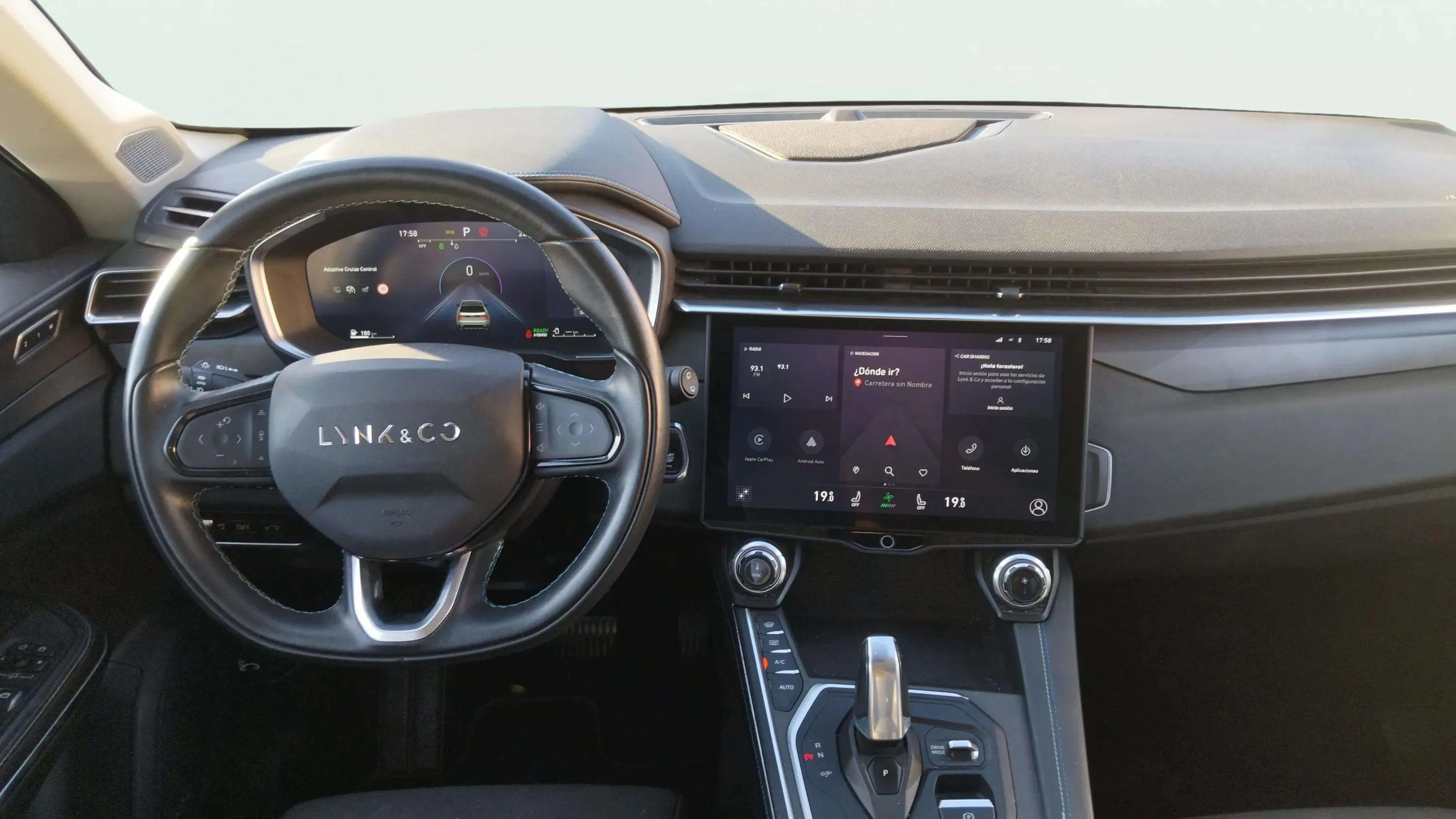 Lynk & Co 01 1.5 PHEV - foto 9