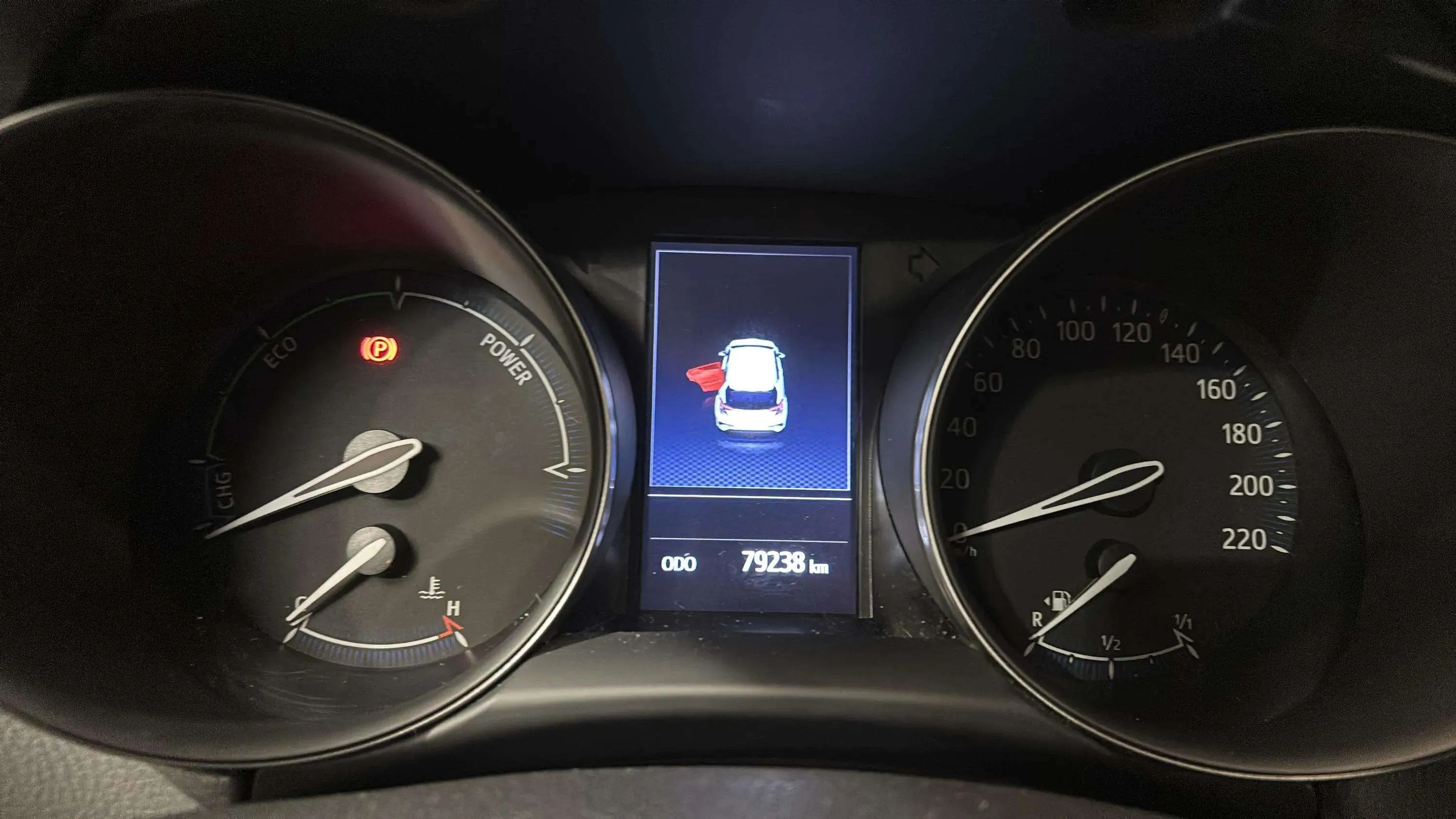 Toyota C-HR 1.8 125H Active - foto 12