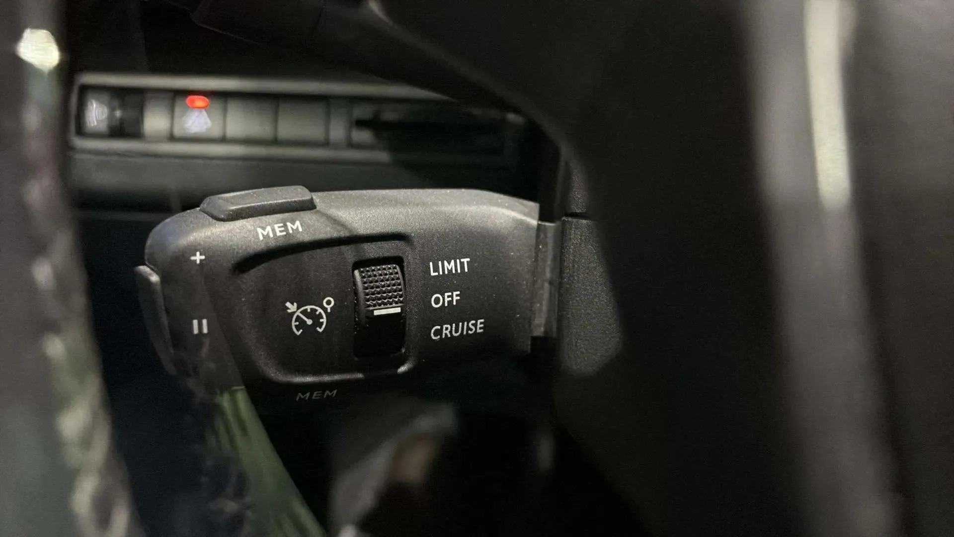 Peugeot 3008 1.2 PureTech Active - foto 17