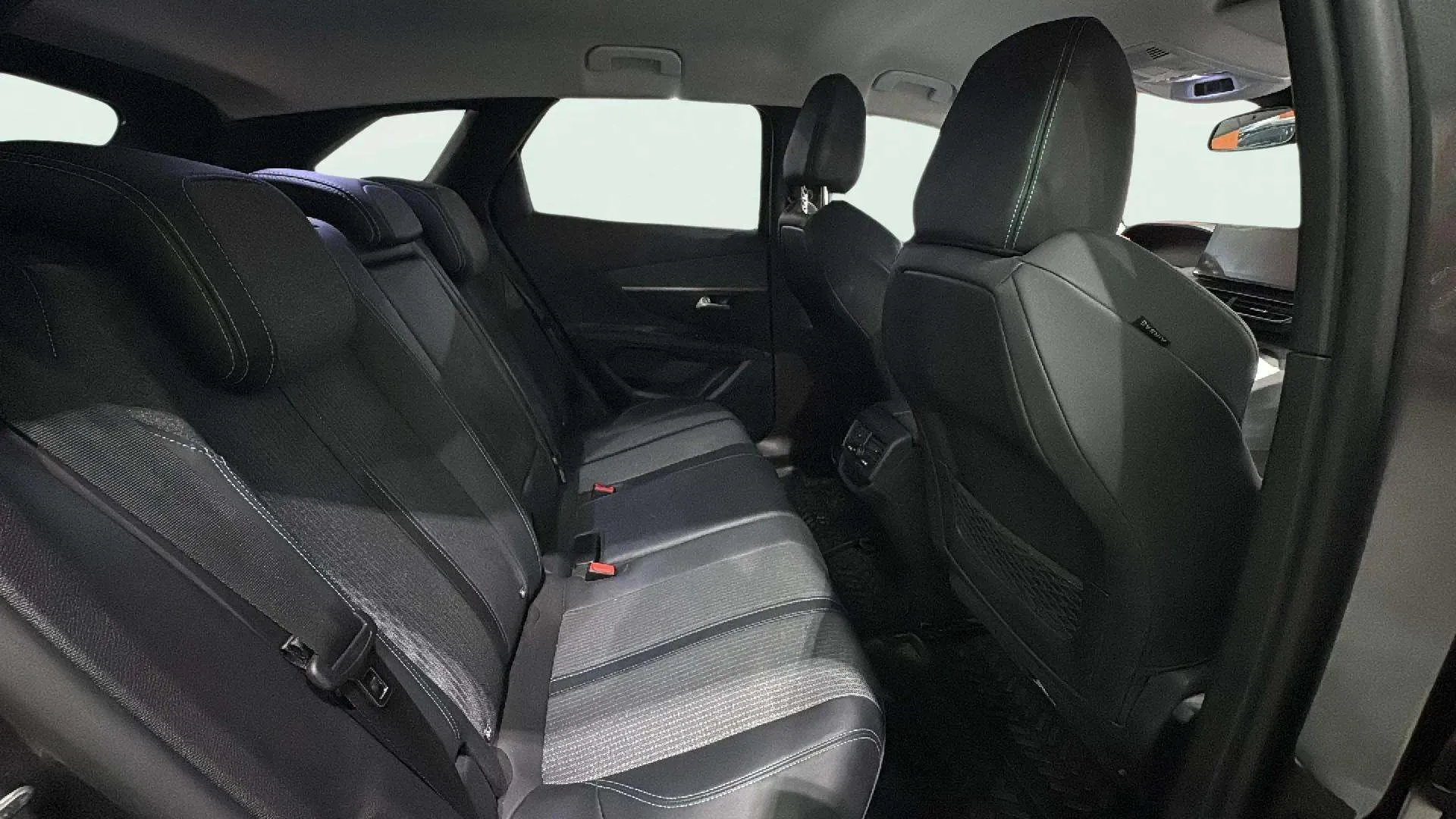Peugeot 3008 1.2 PureTech Active - foto 19