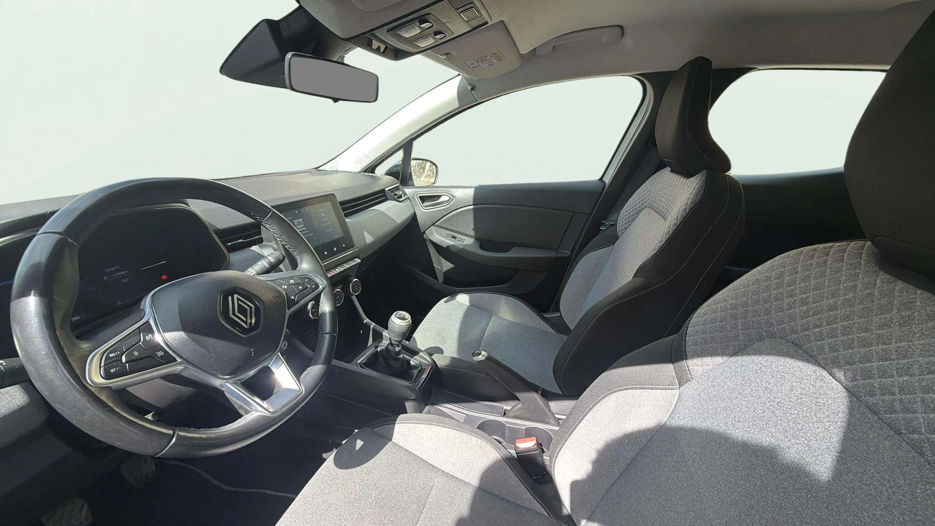 Renault Clio Equilibre Blue dCi - foto 17