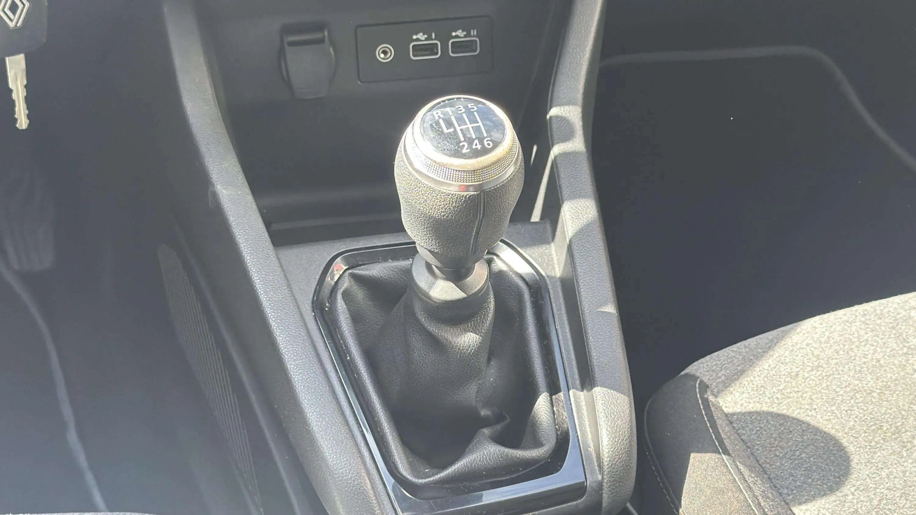 Renault Clio Equilibre Blue dCi - foto 16