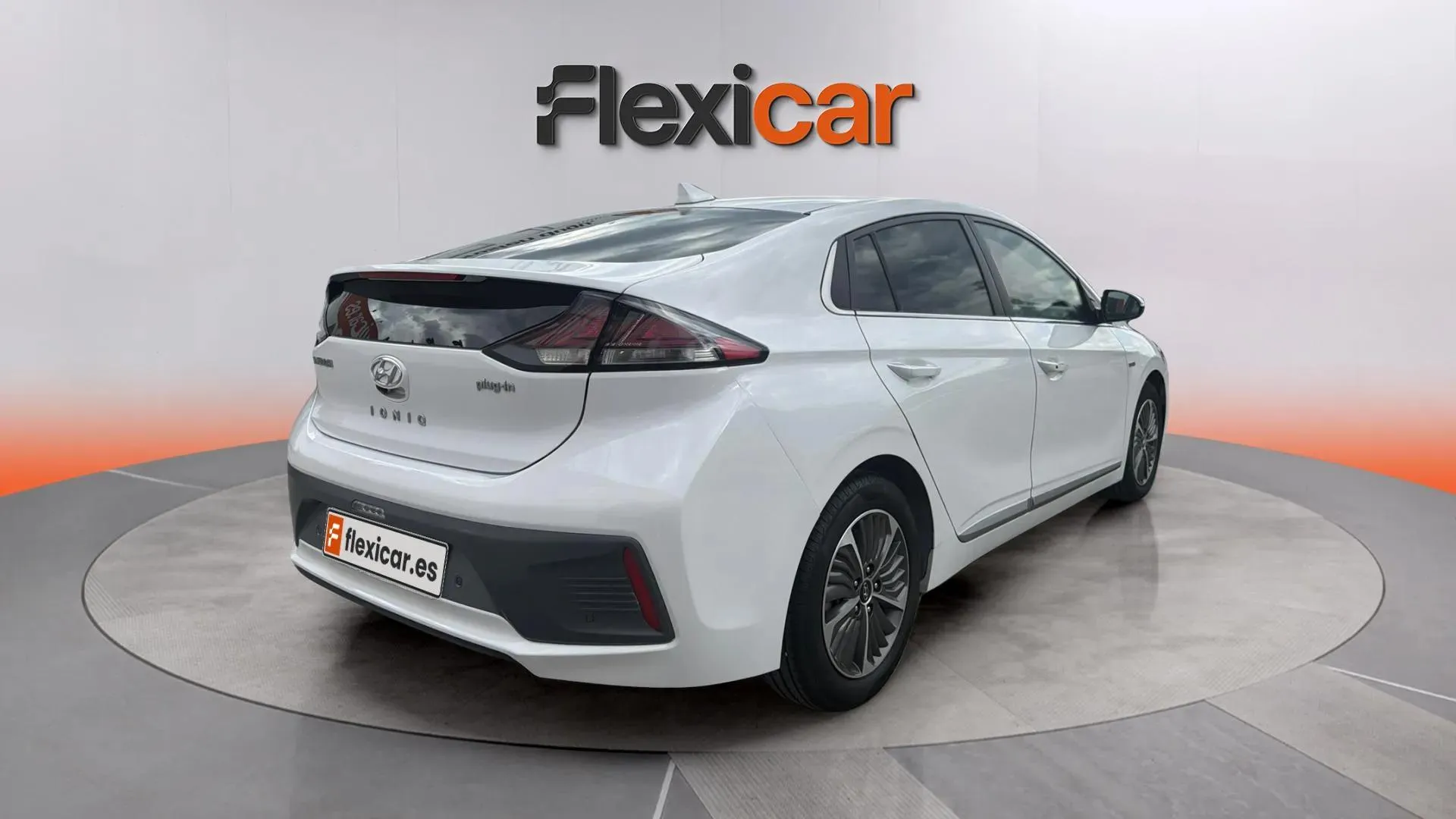 Hyundai Ioniq 1.6 GDI PHEV Klass DT - foto 7