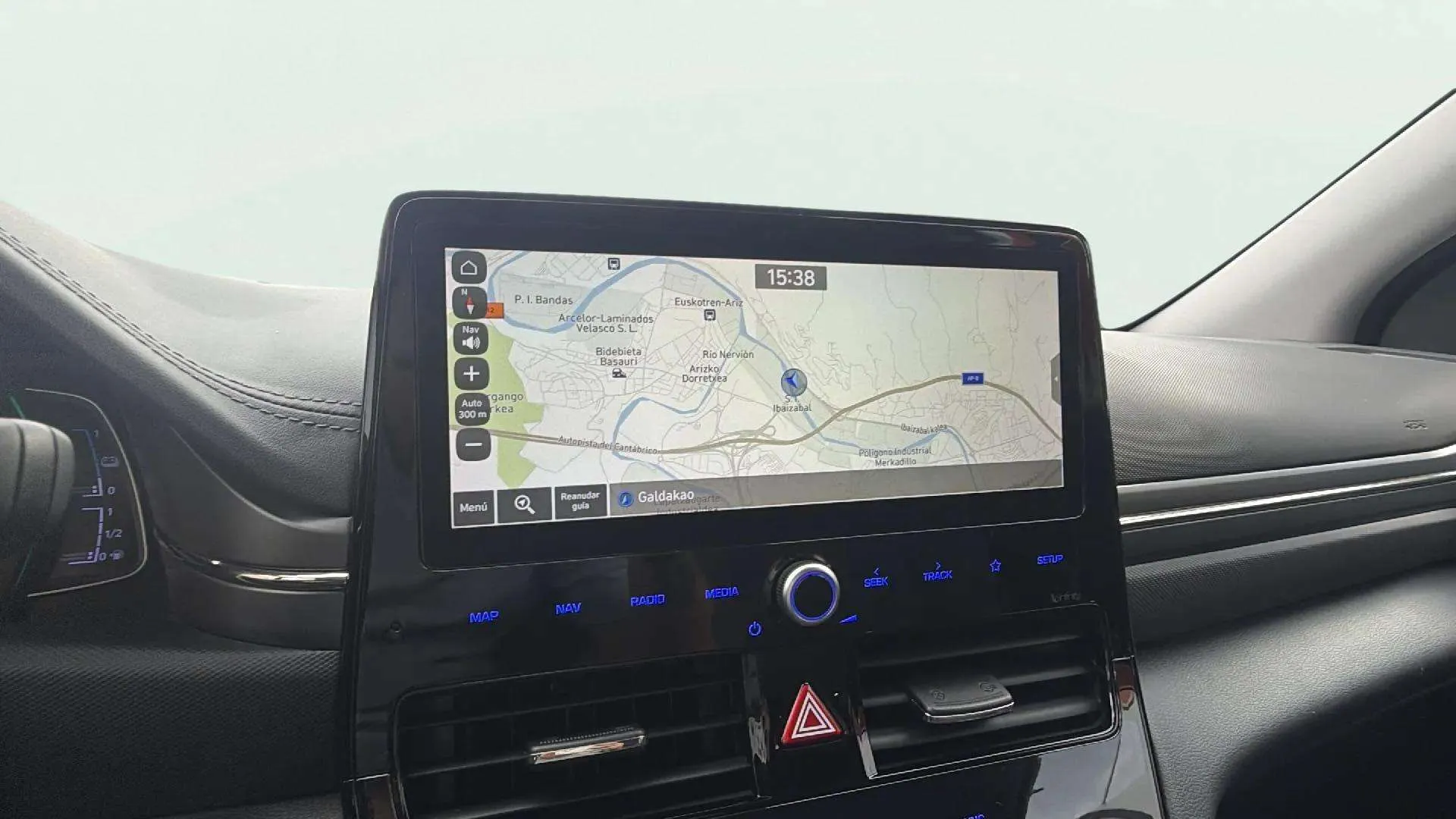 Hyundai Ioniq 1.6 GDI PHEV Klass DT - foto 15