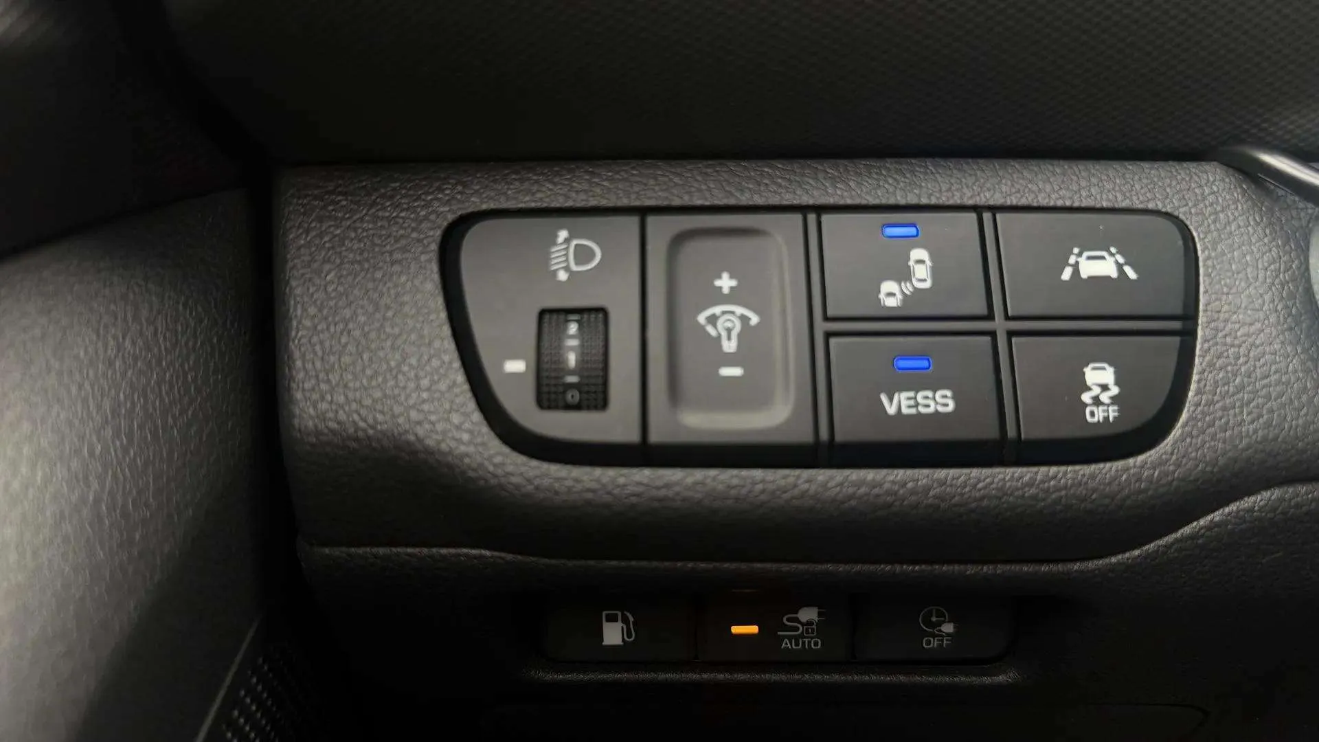 Hyundai Ioniq 1.6 GDI PHEV Klass DT - foto 21