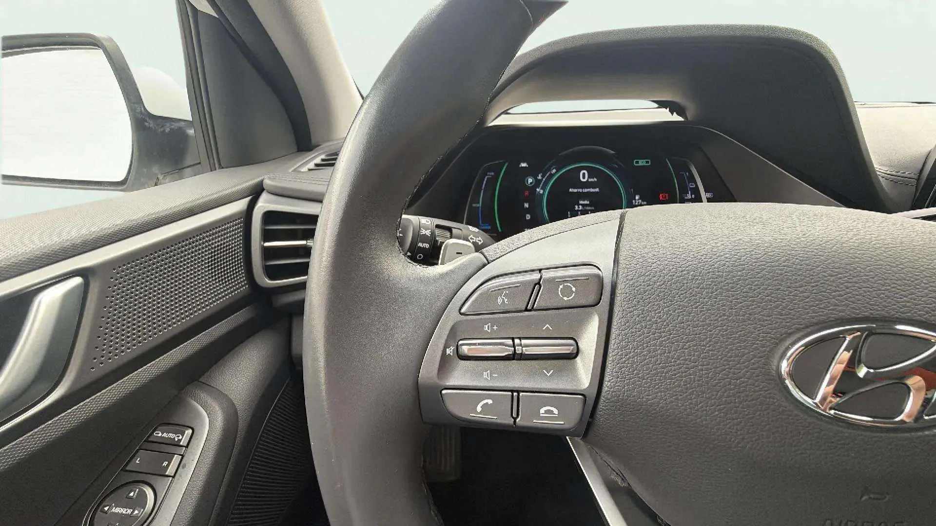Hyundai Ioniq 1.6 GDI PHEV Klass DT - foto 13