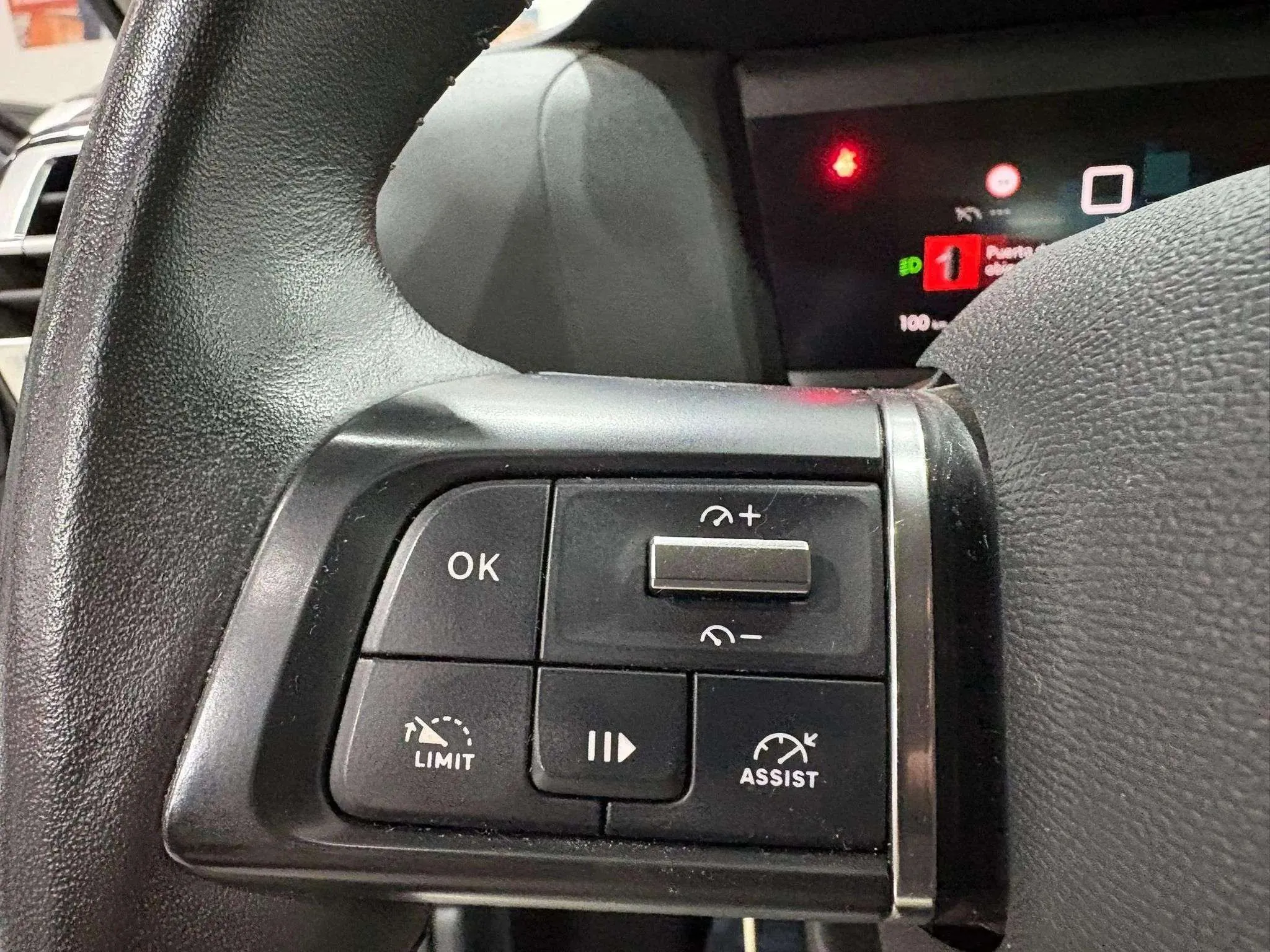 Citroën C4 BlueHDi 110 Feel Pack - foto 8