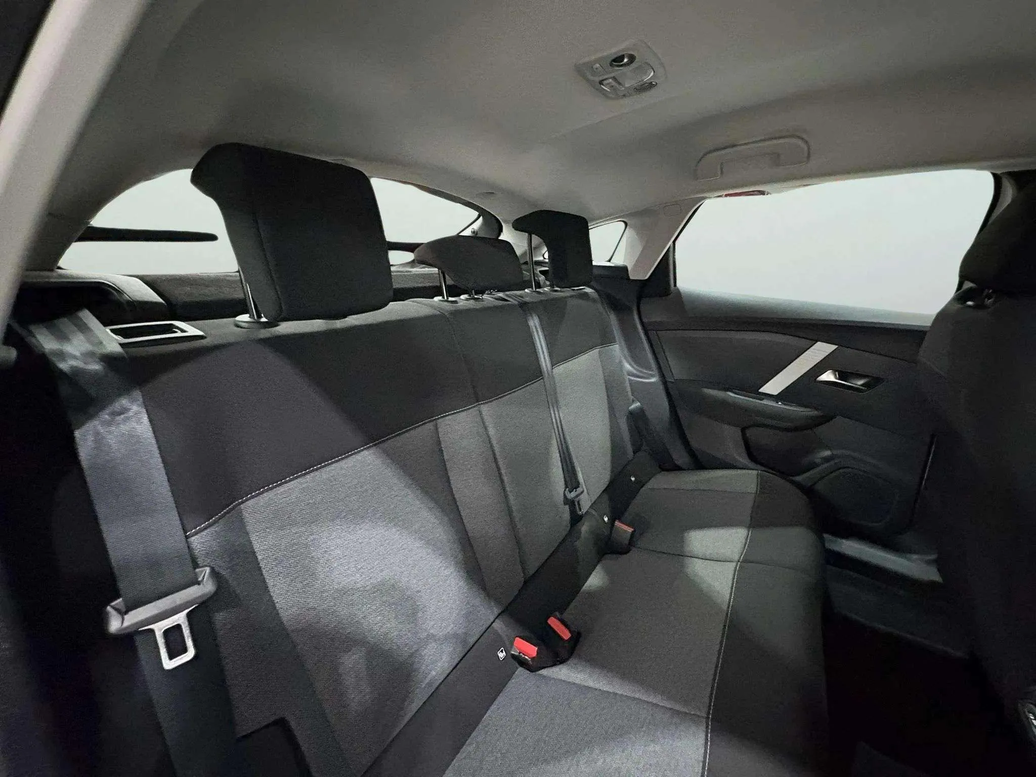 Citroën C4 BlueHDi 110 Feel Pack - foto 15