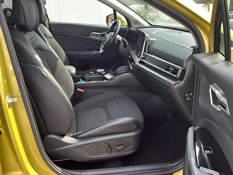 Kia Sportage 1.6 T-GDi Tech - foto 31