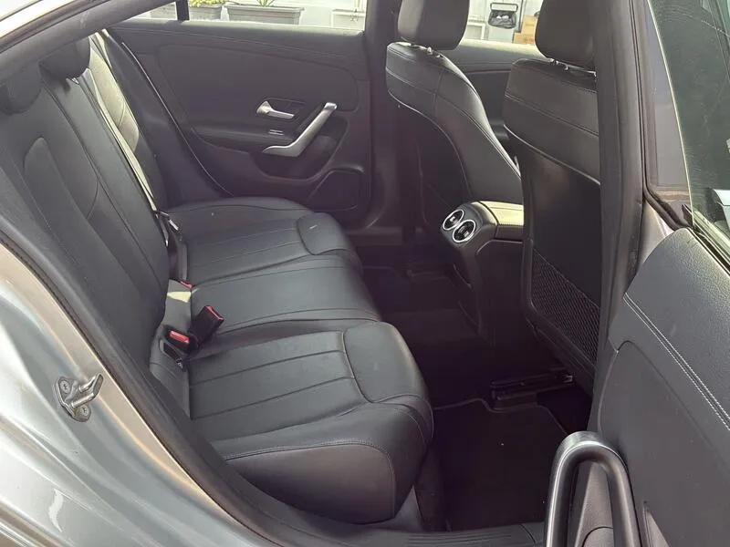 Mercedes-Benz Clase C 220D DCT coupe - foto 27