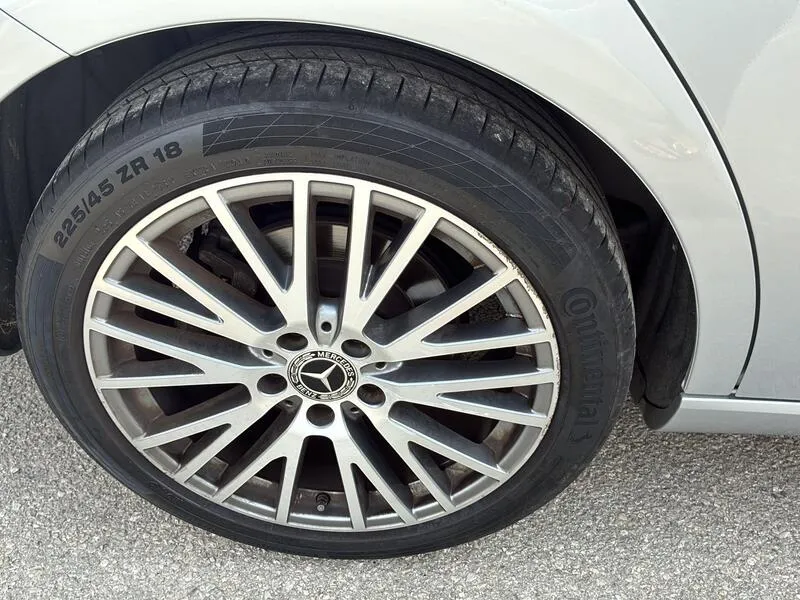Mercedes-Benz Clase C 220D DCT coupe - foto 36