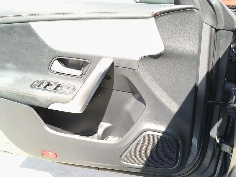 Mercedes-Benz Clase C 200D DCT Shooting Brake - foto 32