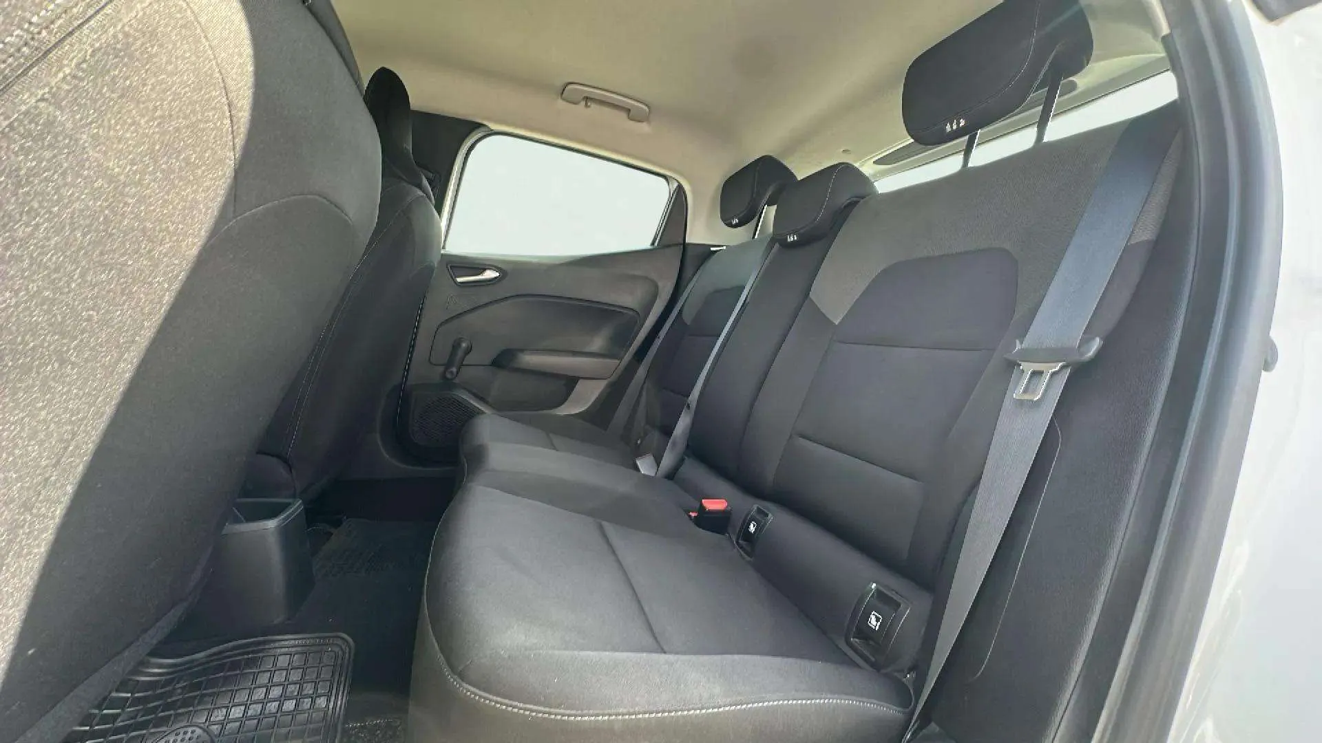 Renault Clio Business Blue dCi - foto 15