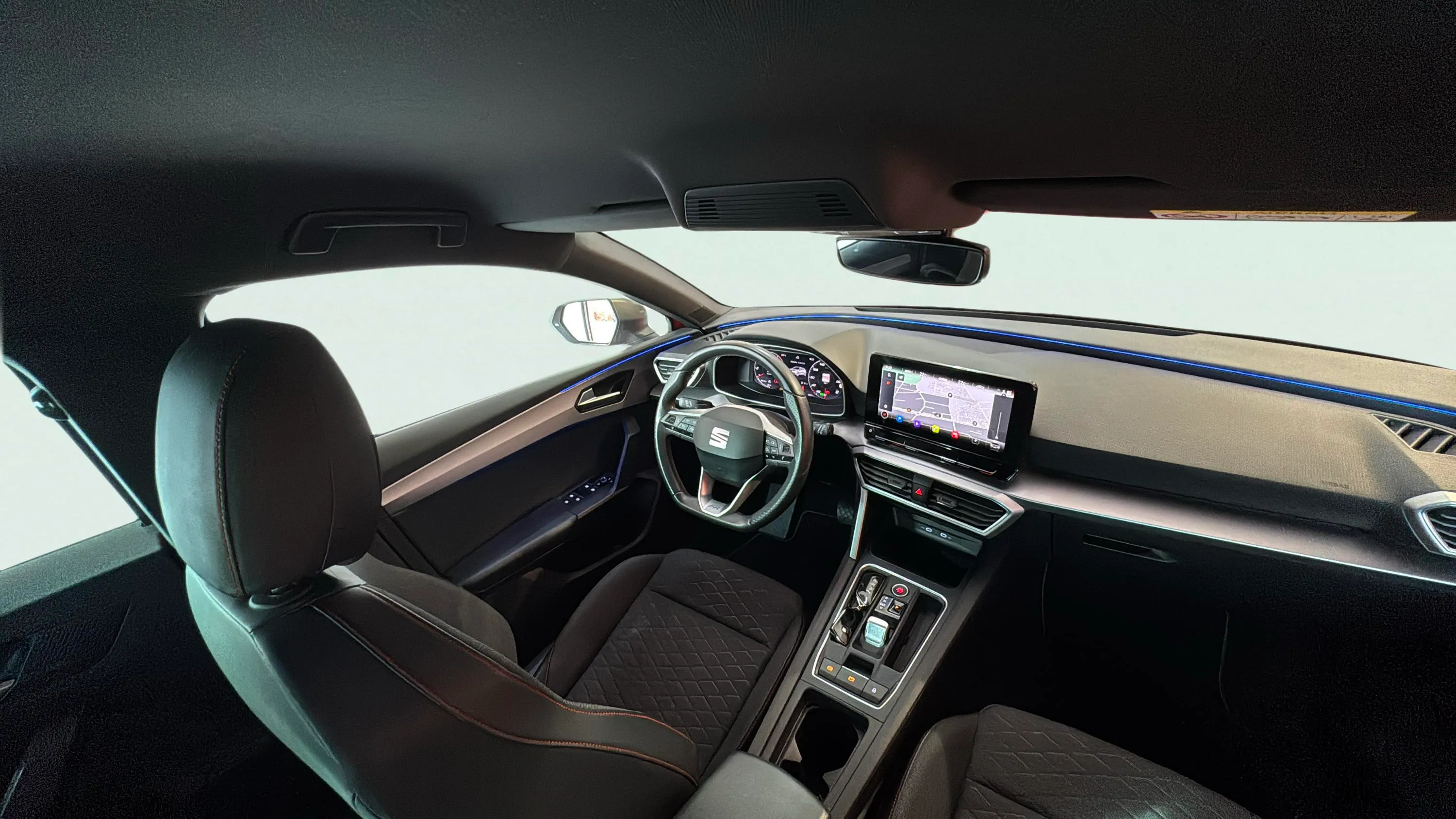 SEAT León 1.5 eTSI DSG-7 FR Go L - foto 11