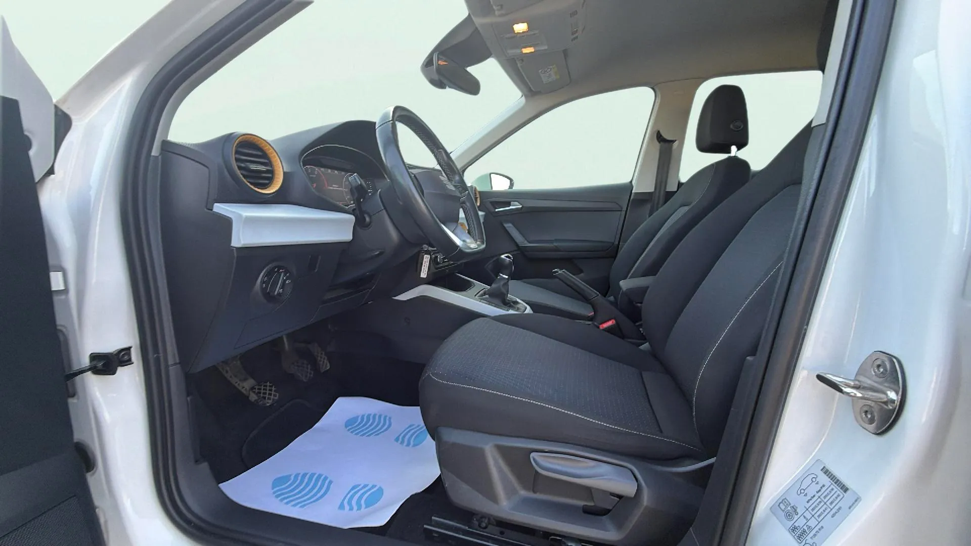 SEAT Arona 1.0 TSI Style - foto 13