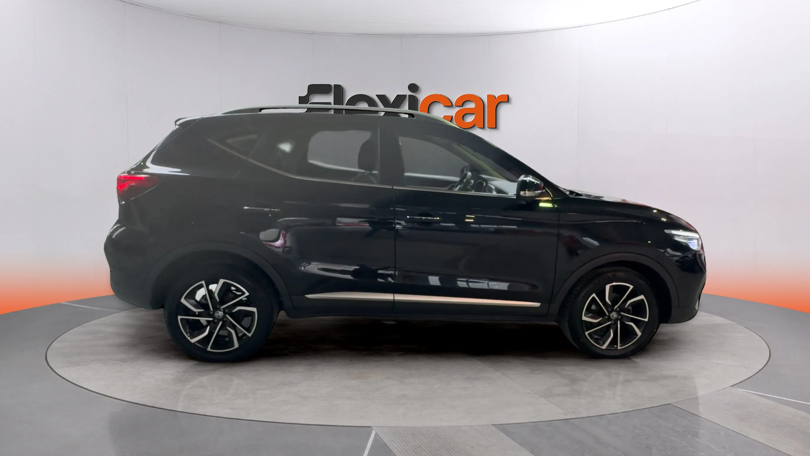 MG ZS 1.5 Luxury - foto 8