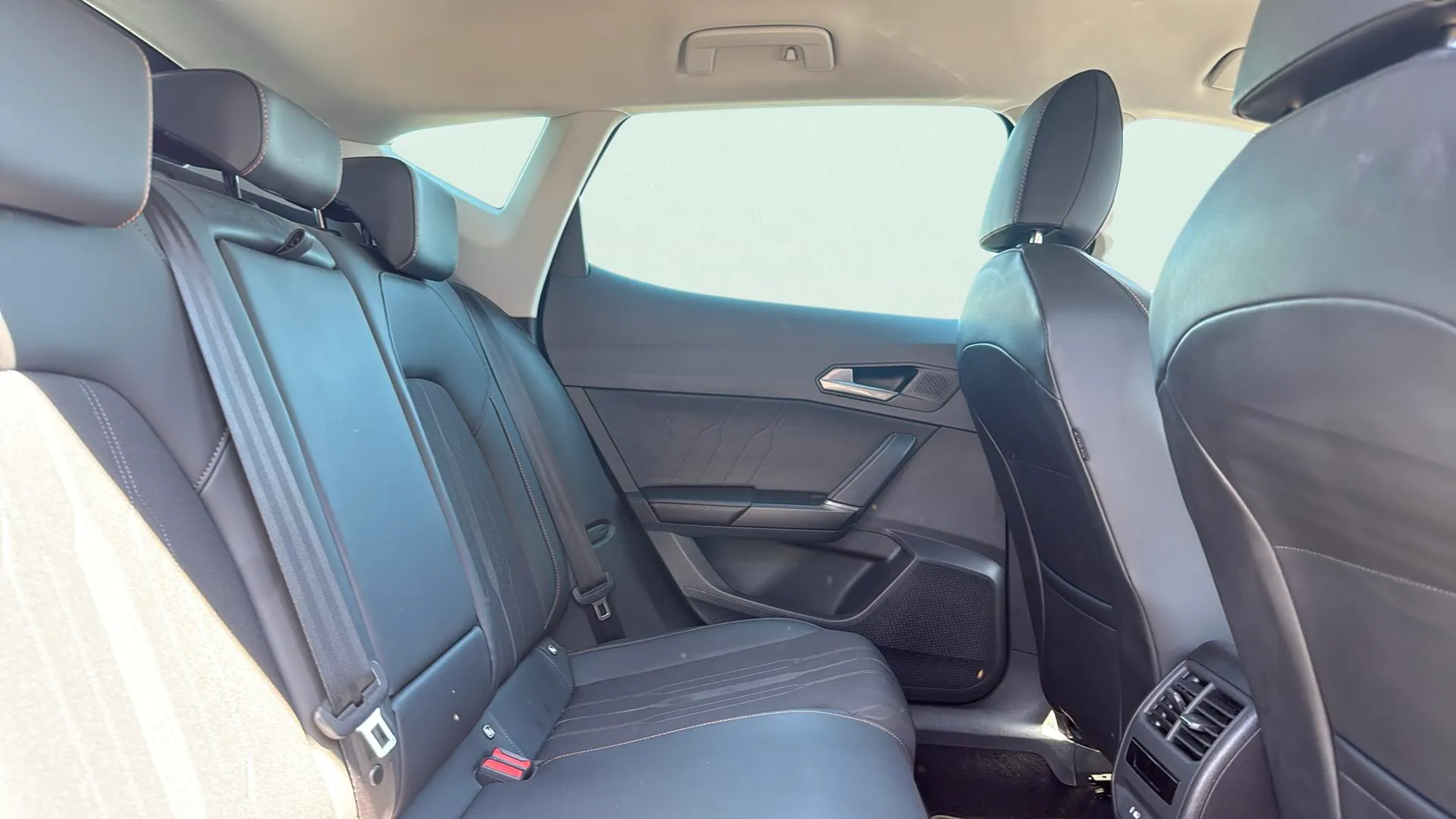 Cupra Formentor 1.5 TSI - foto 17