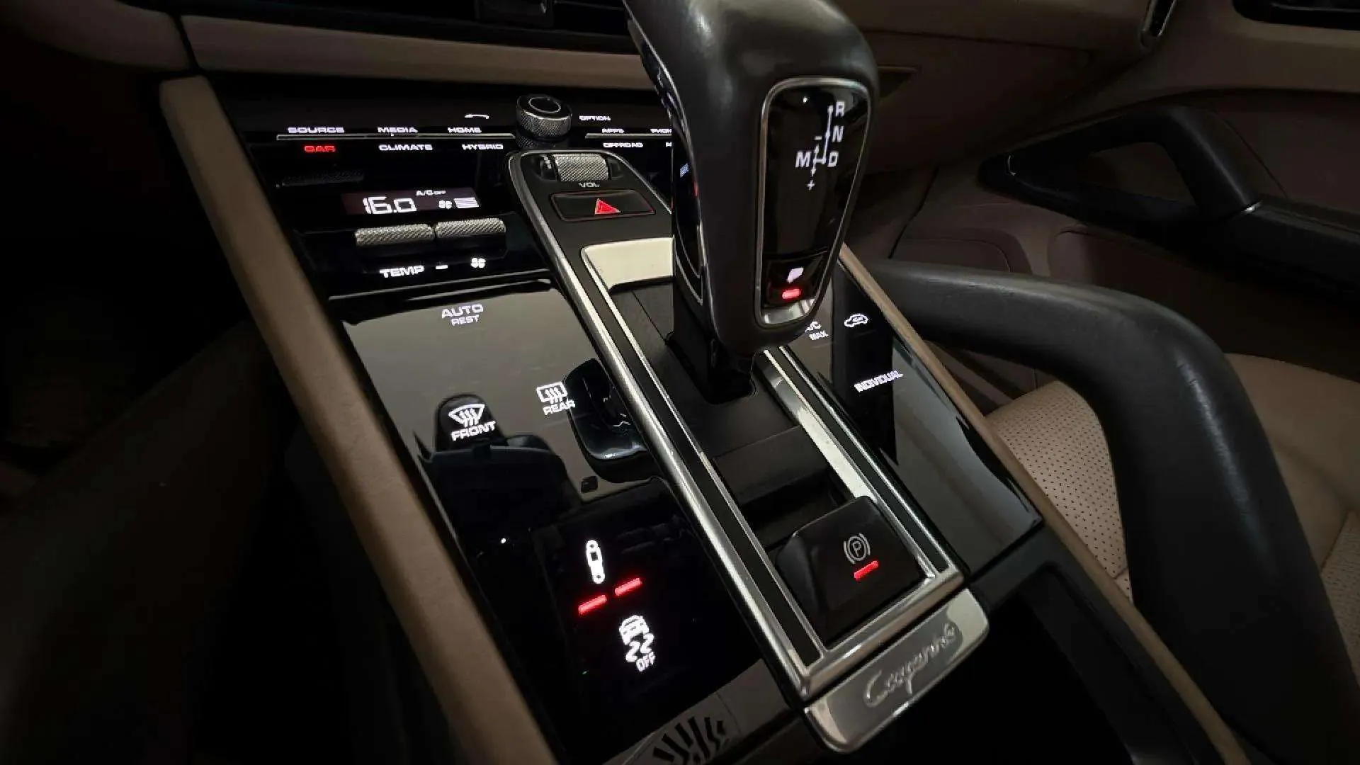 Porsche Cayenne E-Hybrid - foto 16