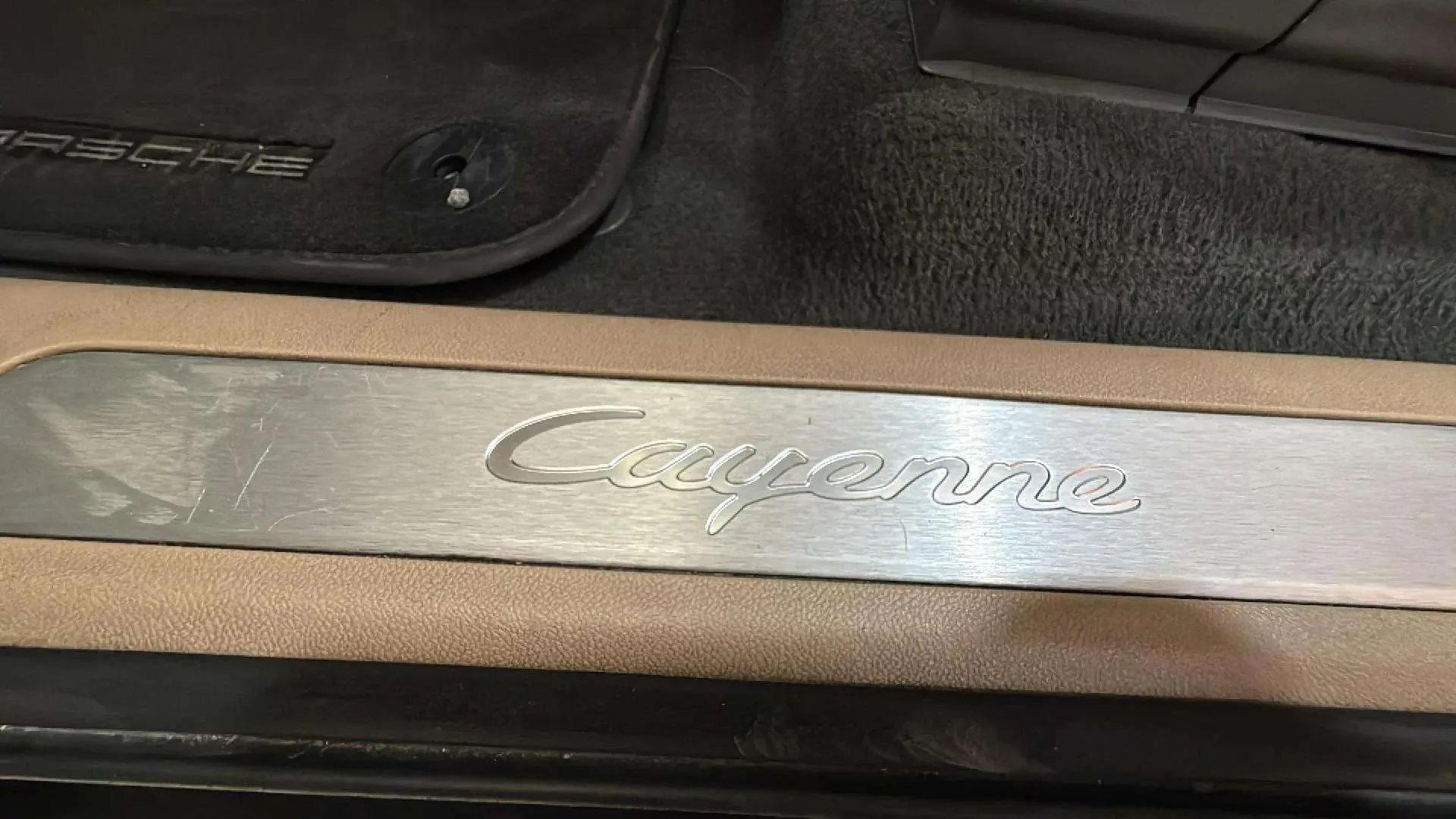 Porsche Cayenne E-Hybrid - foto 22